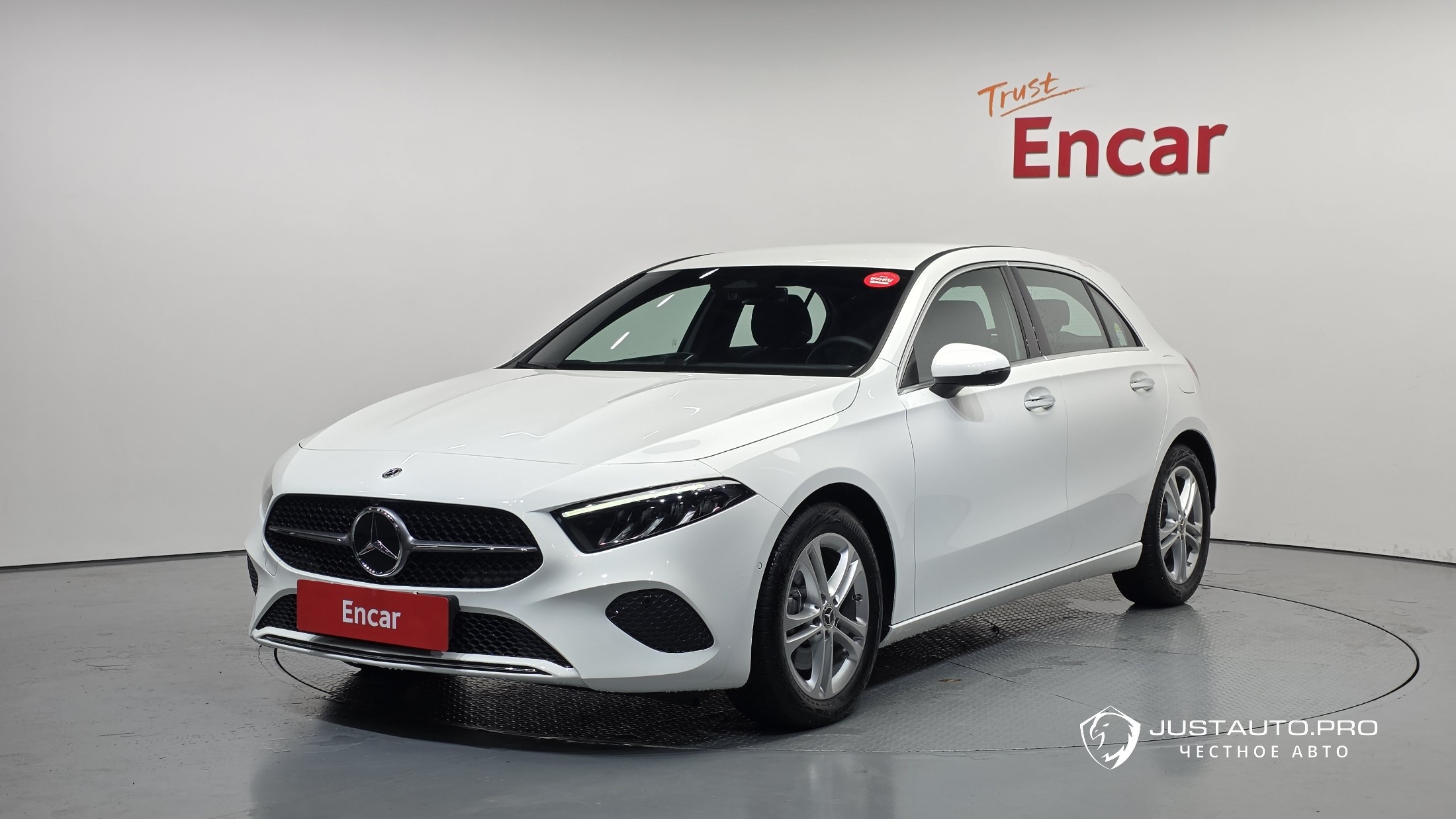 Автомобиль Mercedes-Benz A-Class