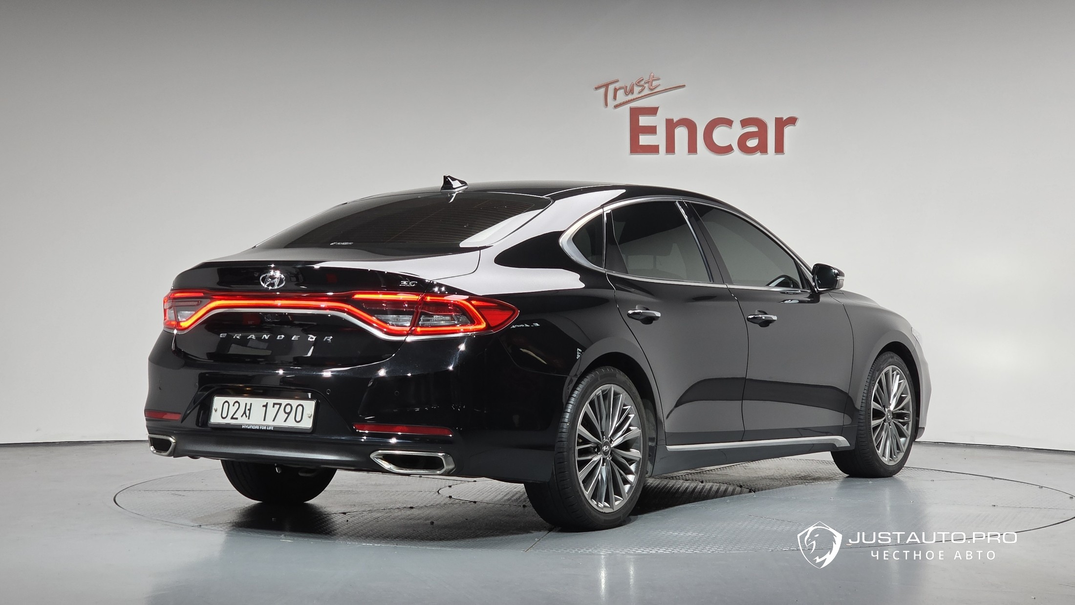 Автомобиль Hyundai Grandeur