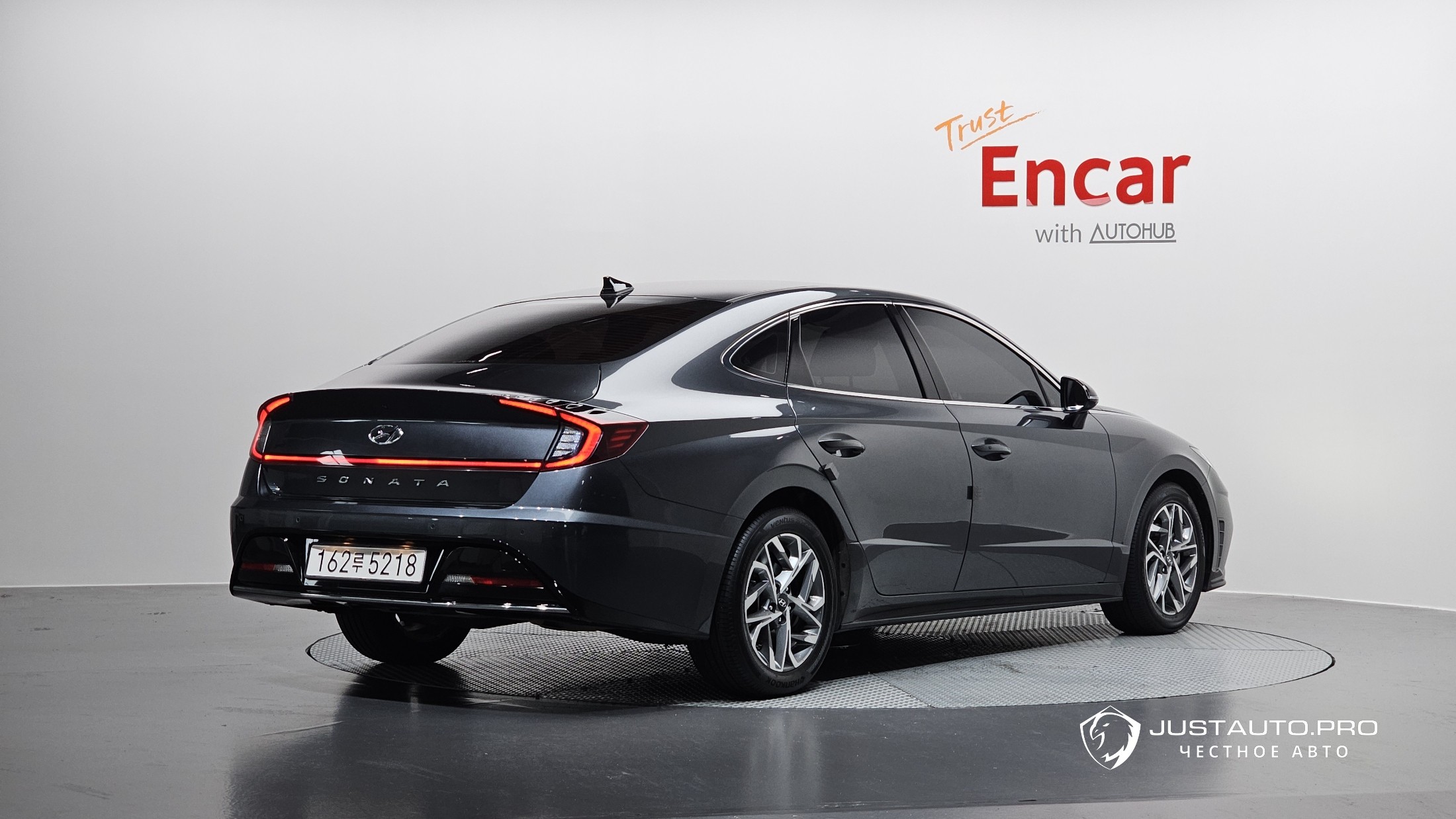 Автомобиль Hyundai Sonata