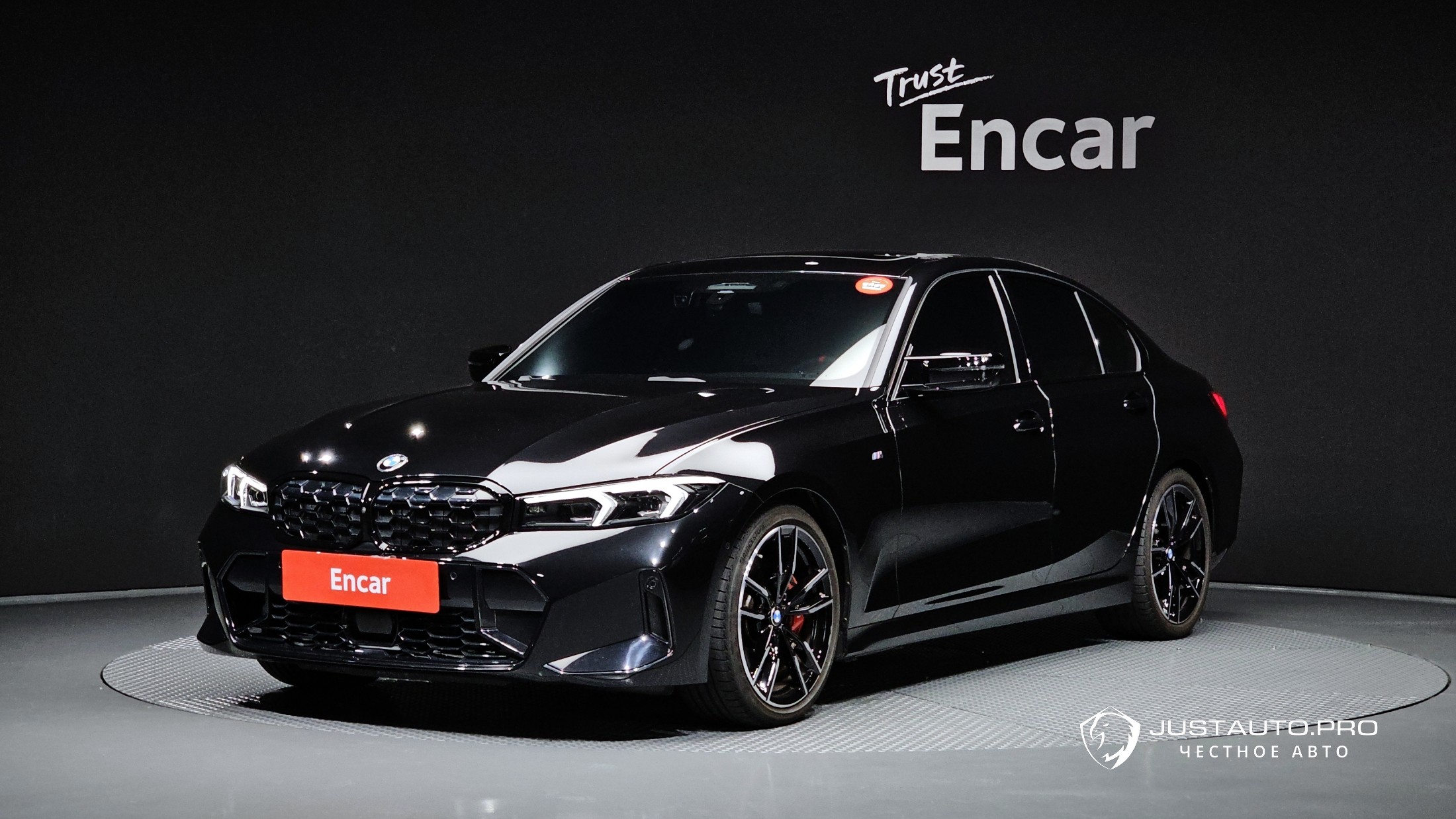 Автомобиль BMW 3-Series