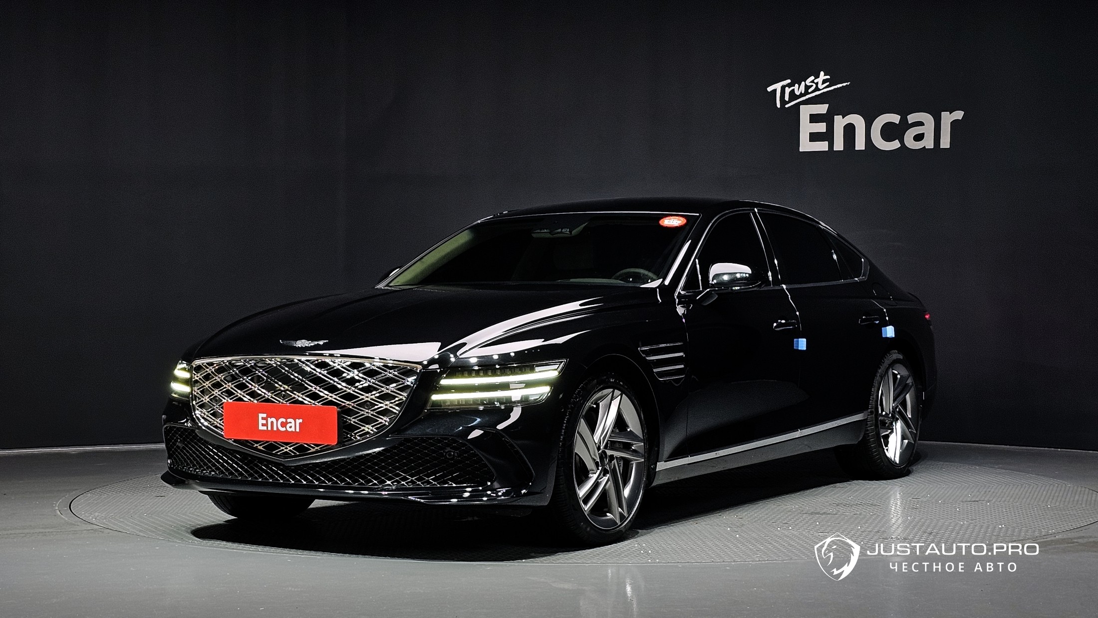 Автомобиль Genesis G80