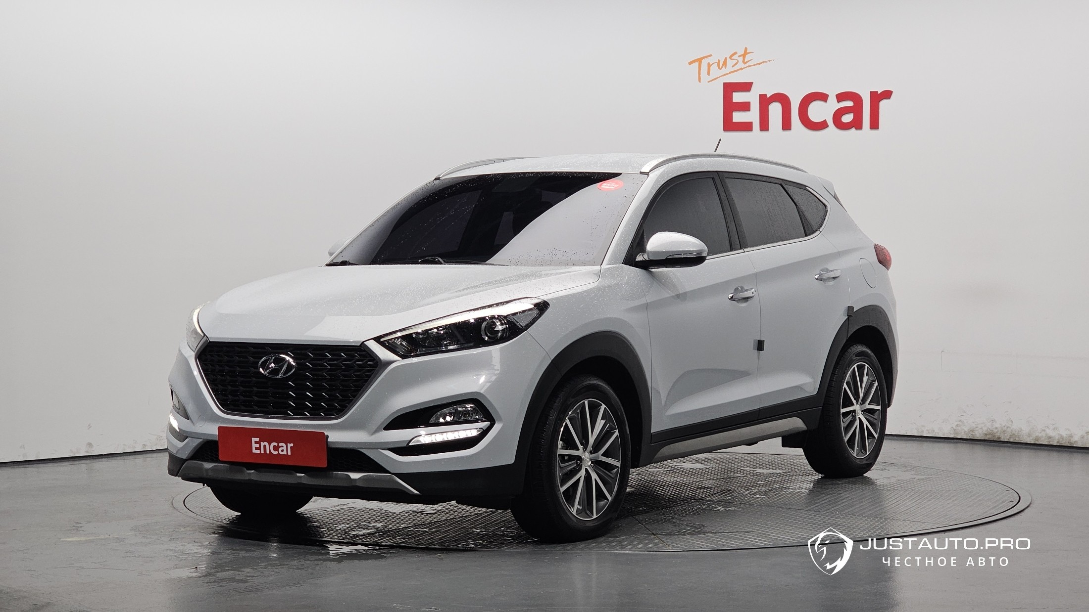 Автомобиль Hyundai Tucson