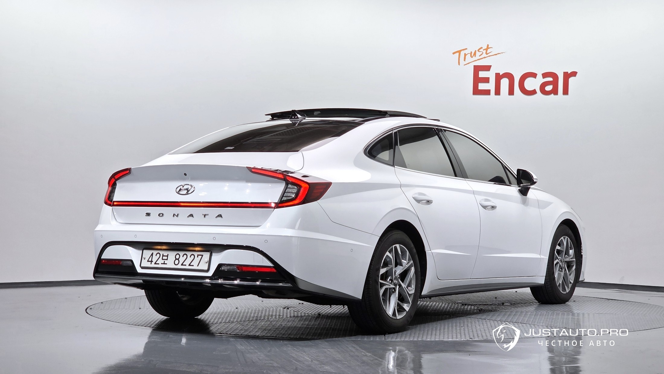 Автомобиль Hyundai Sonata