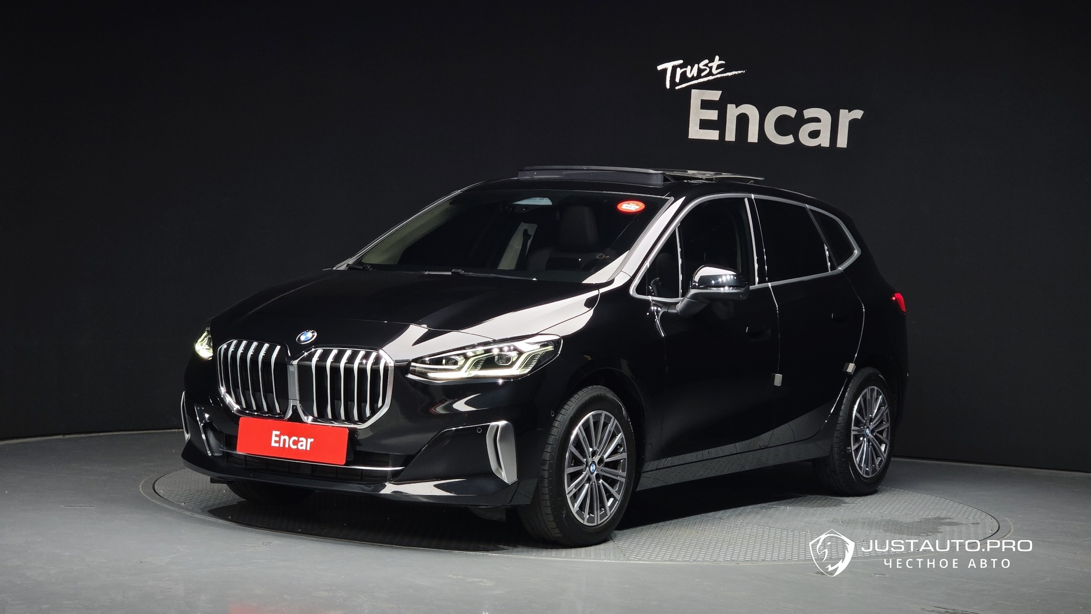 Автомобиль BMW 2-Series