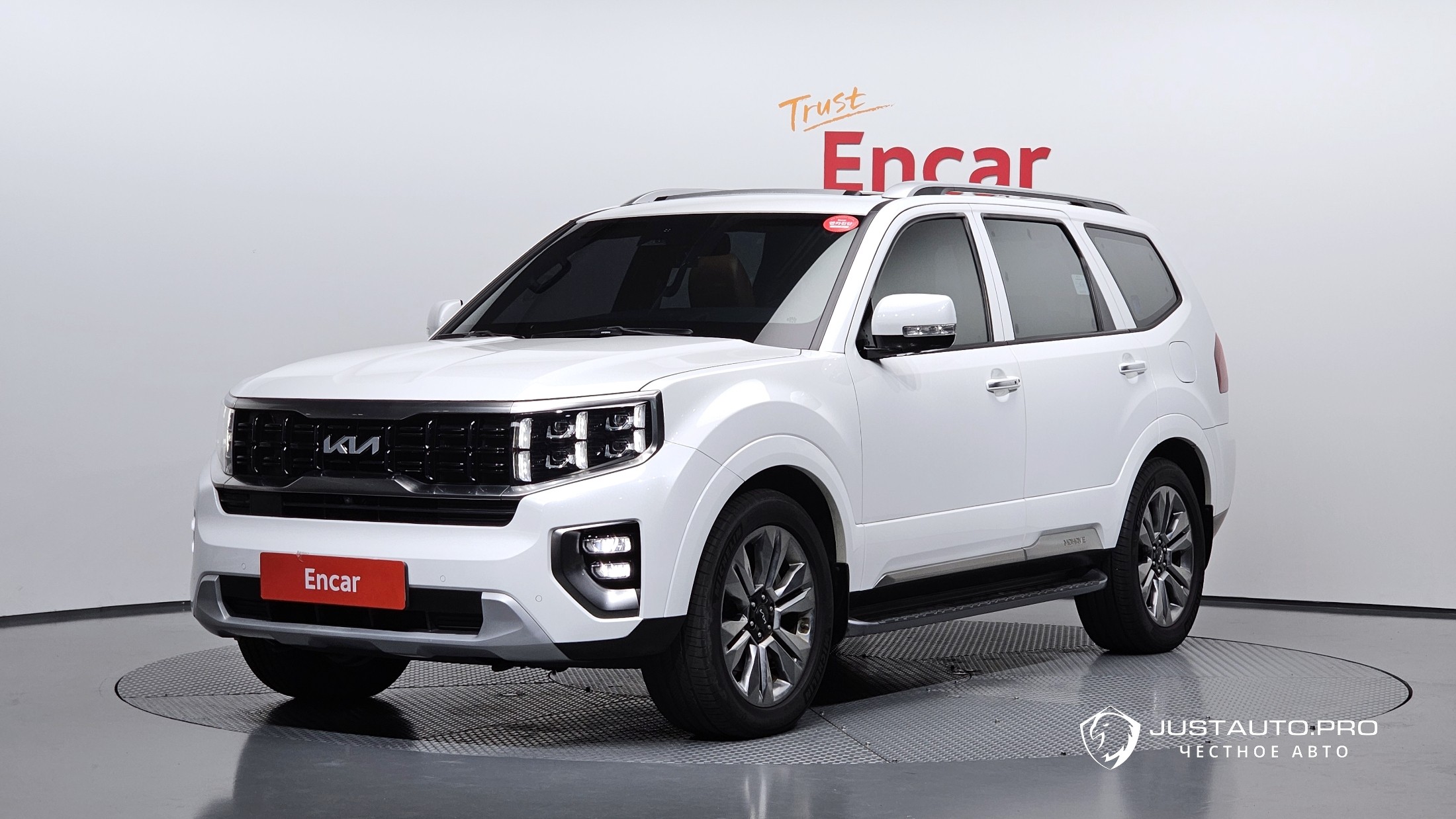 Автомобиль Kia Mohave