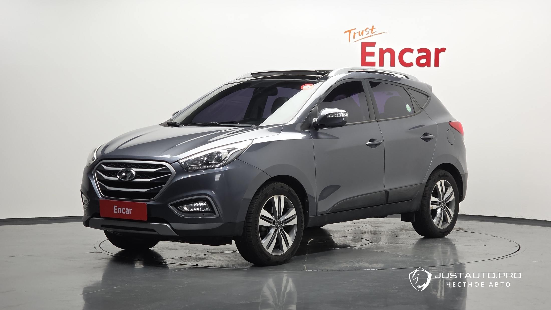 Автомобиль Hyundai Tucson