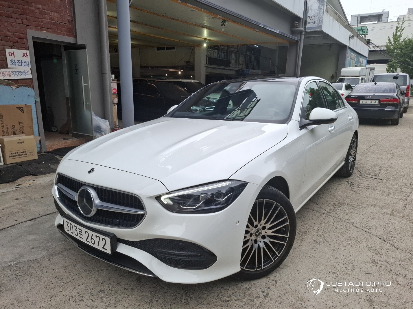 Автомобиль Mercedes-Benz C-Class