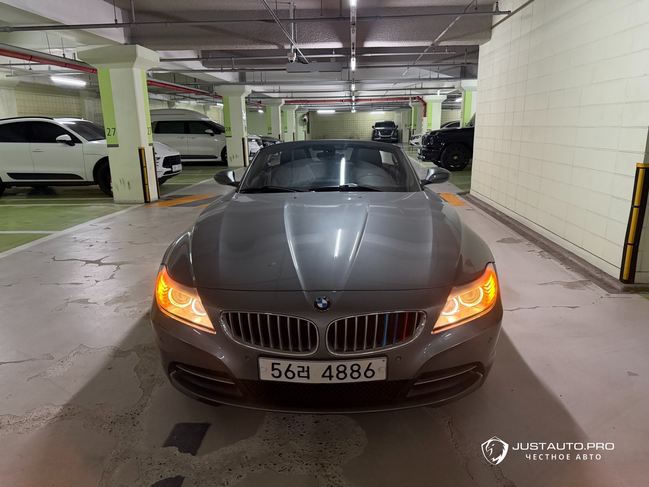 Автомобиль BMW Z4