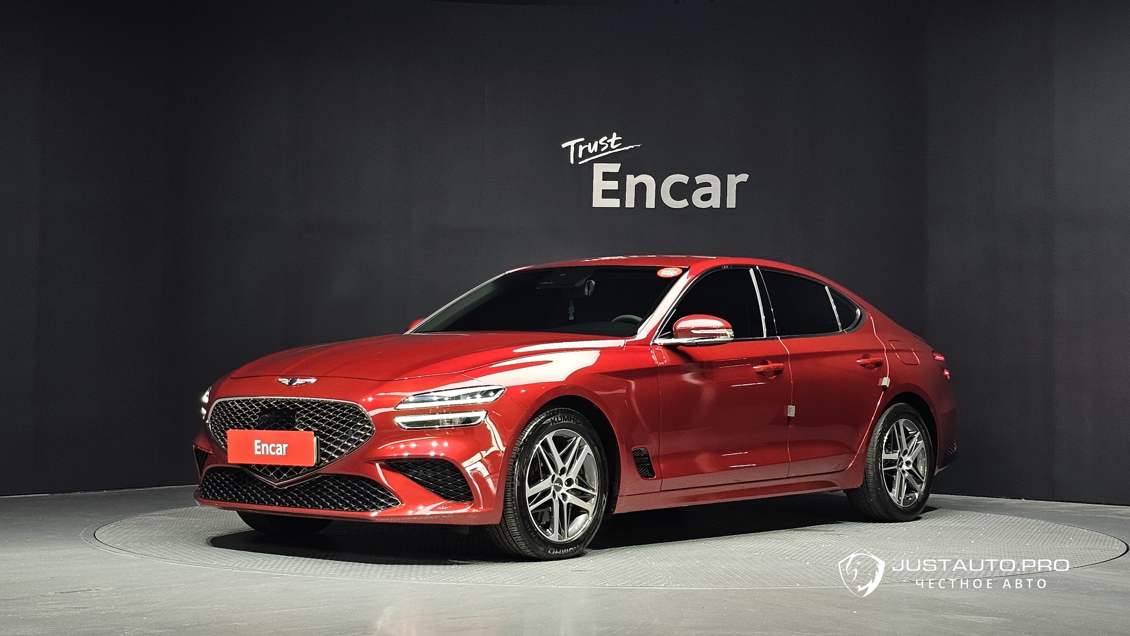 Автомобиль Genesis G70