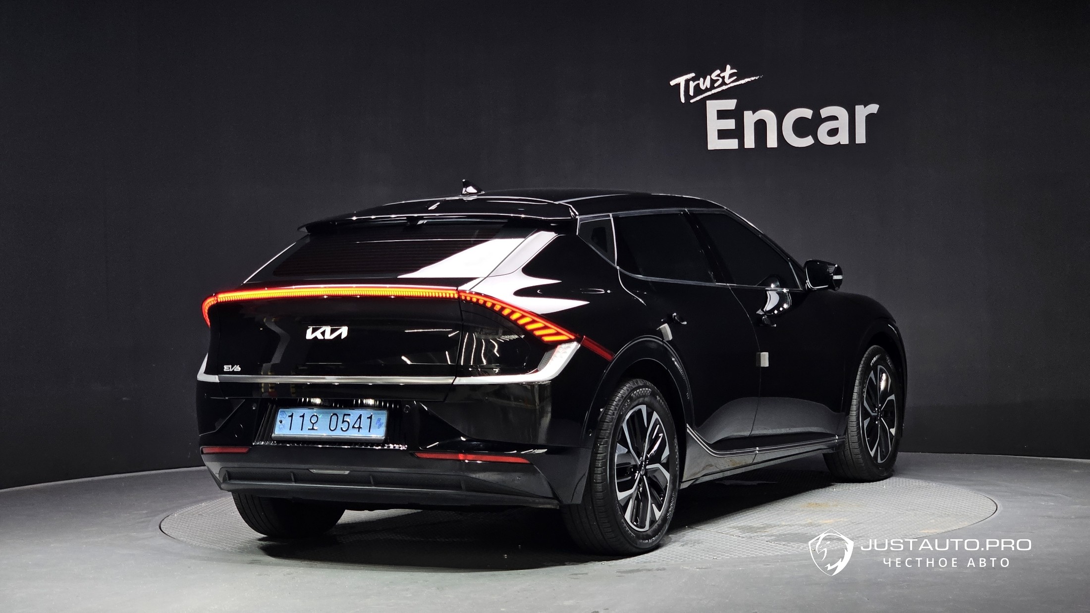 Автомобиль Kia EV6