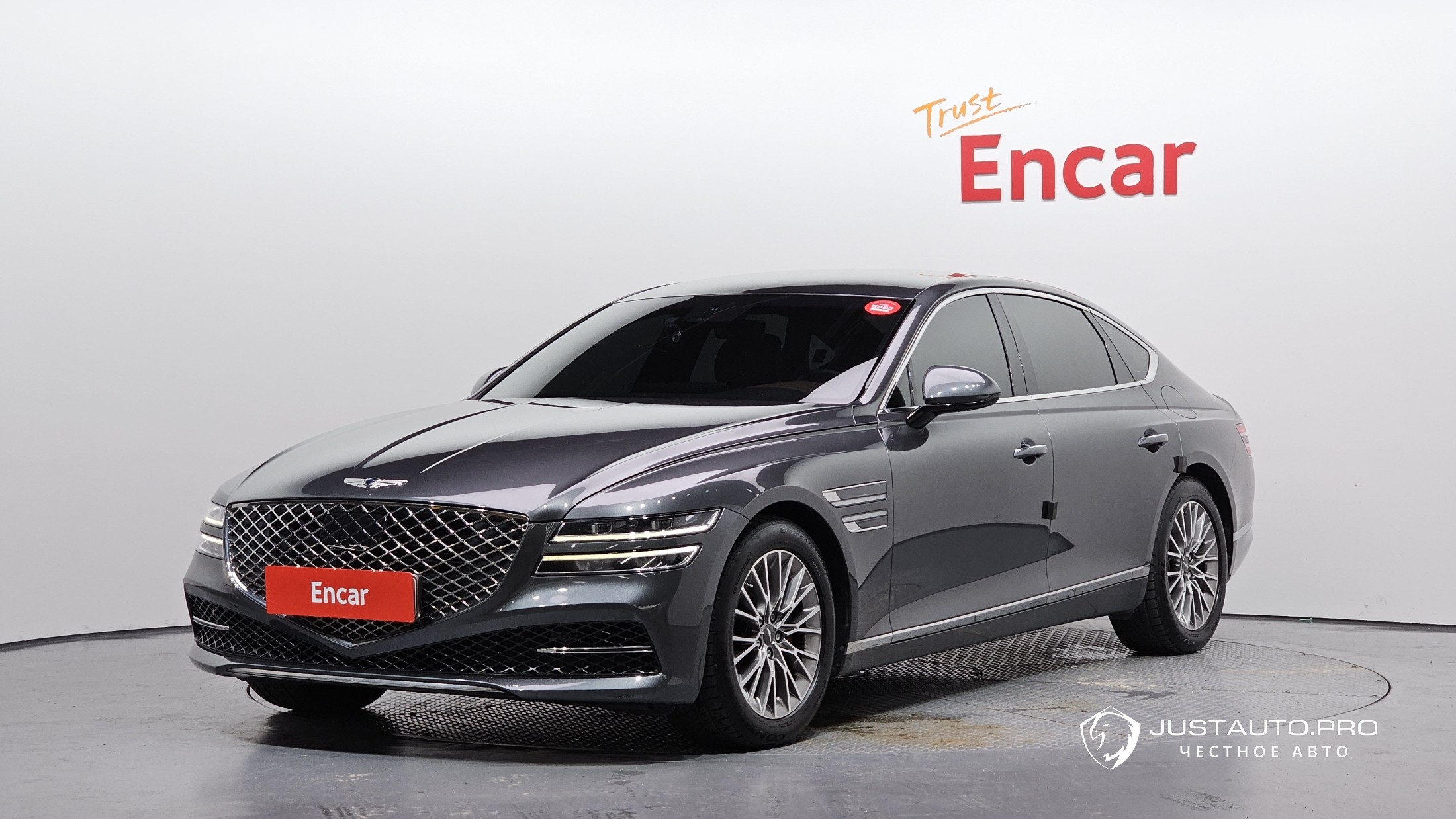 Автомобиль Genesis G80