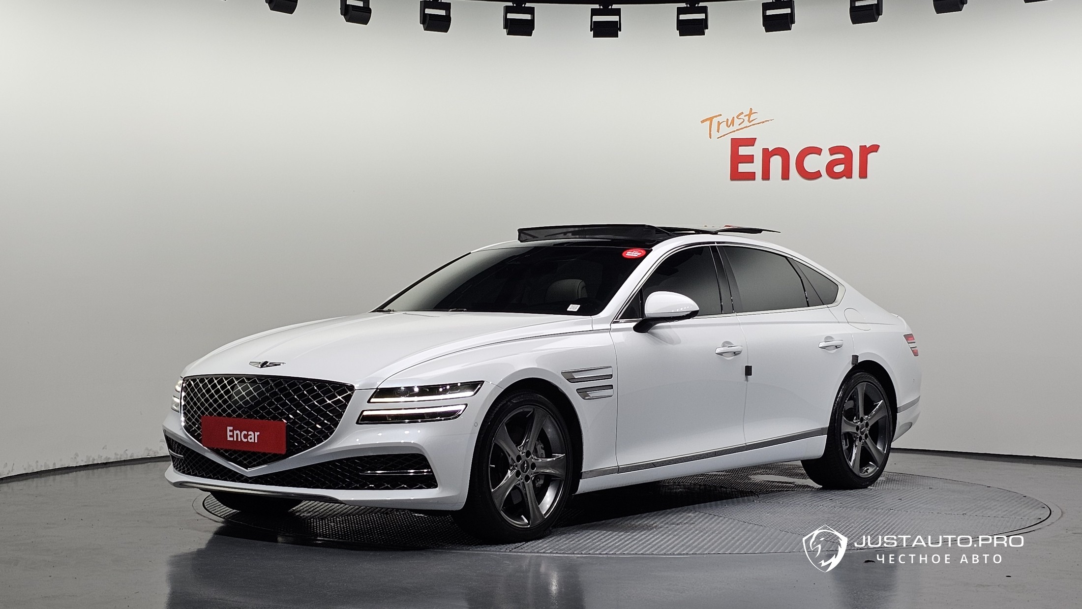 Автомобиль Genesis G80