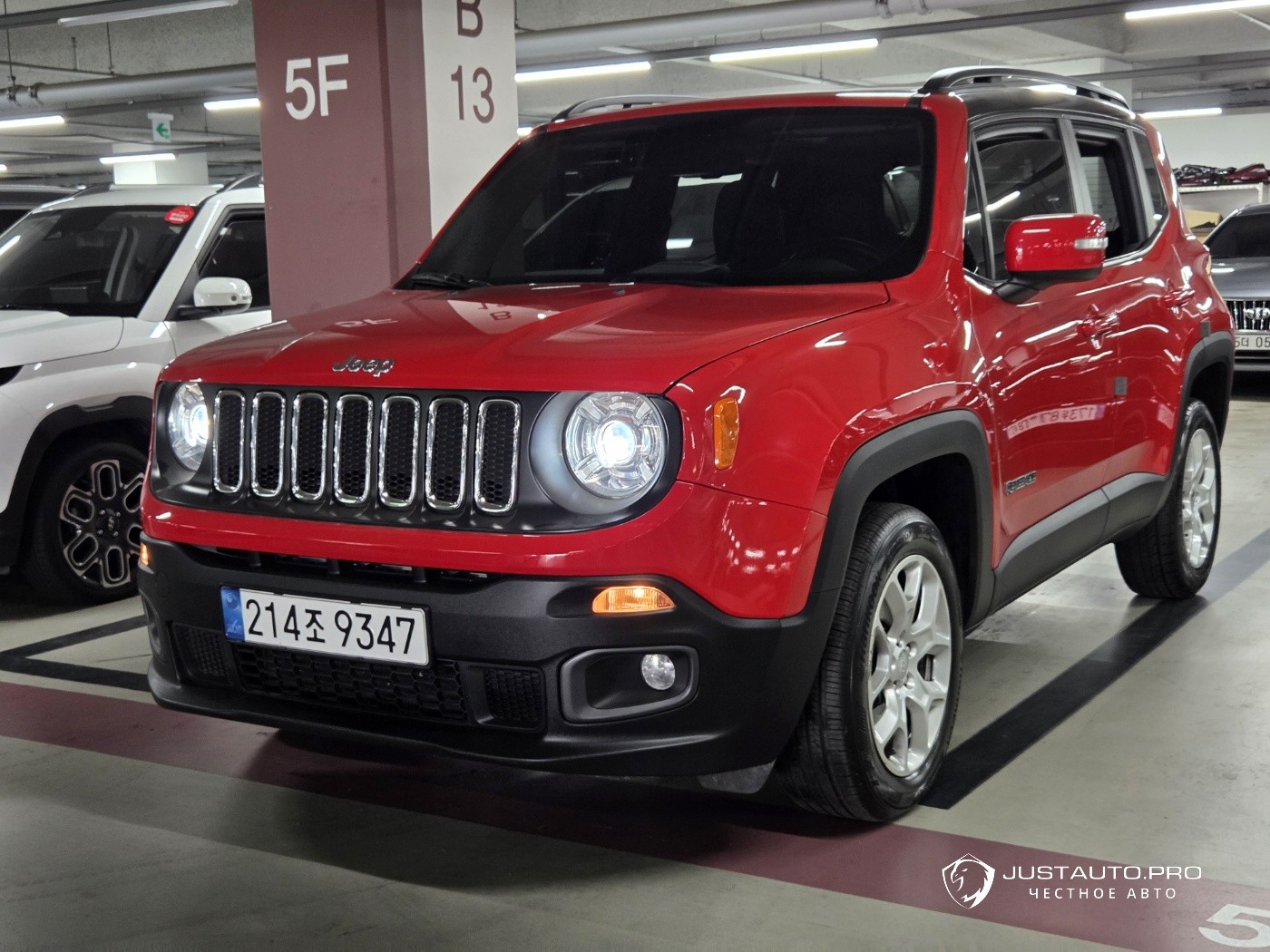 Автомобиль Jeep Renegade