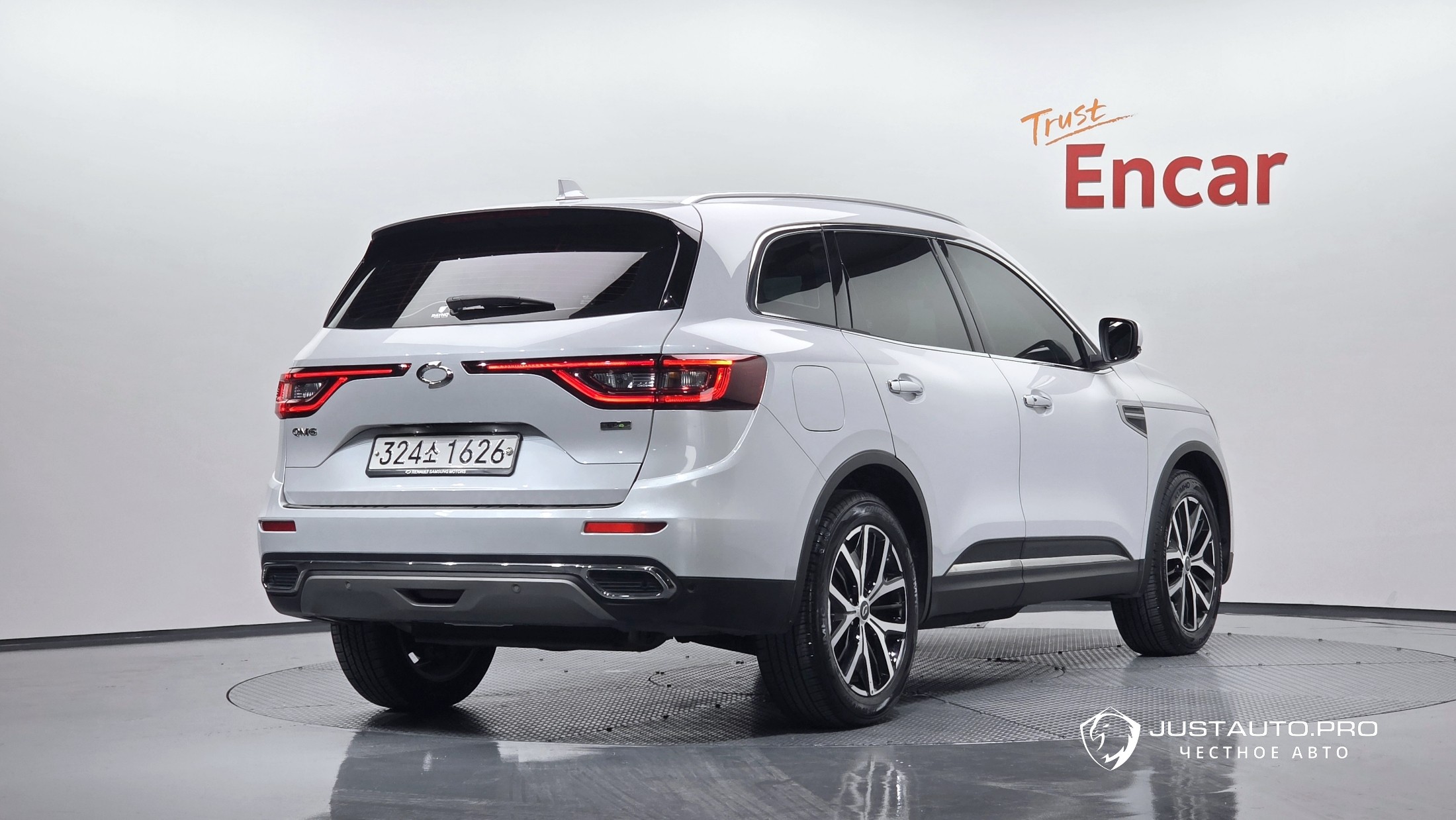 Автомобиль Renault-KoreaSamsung QM6