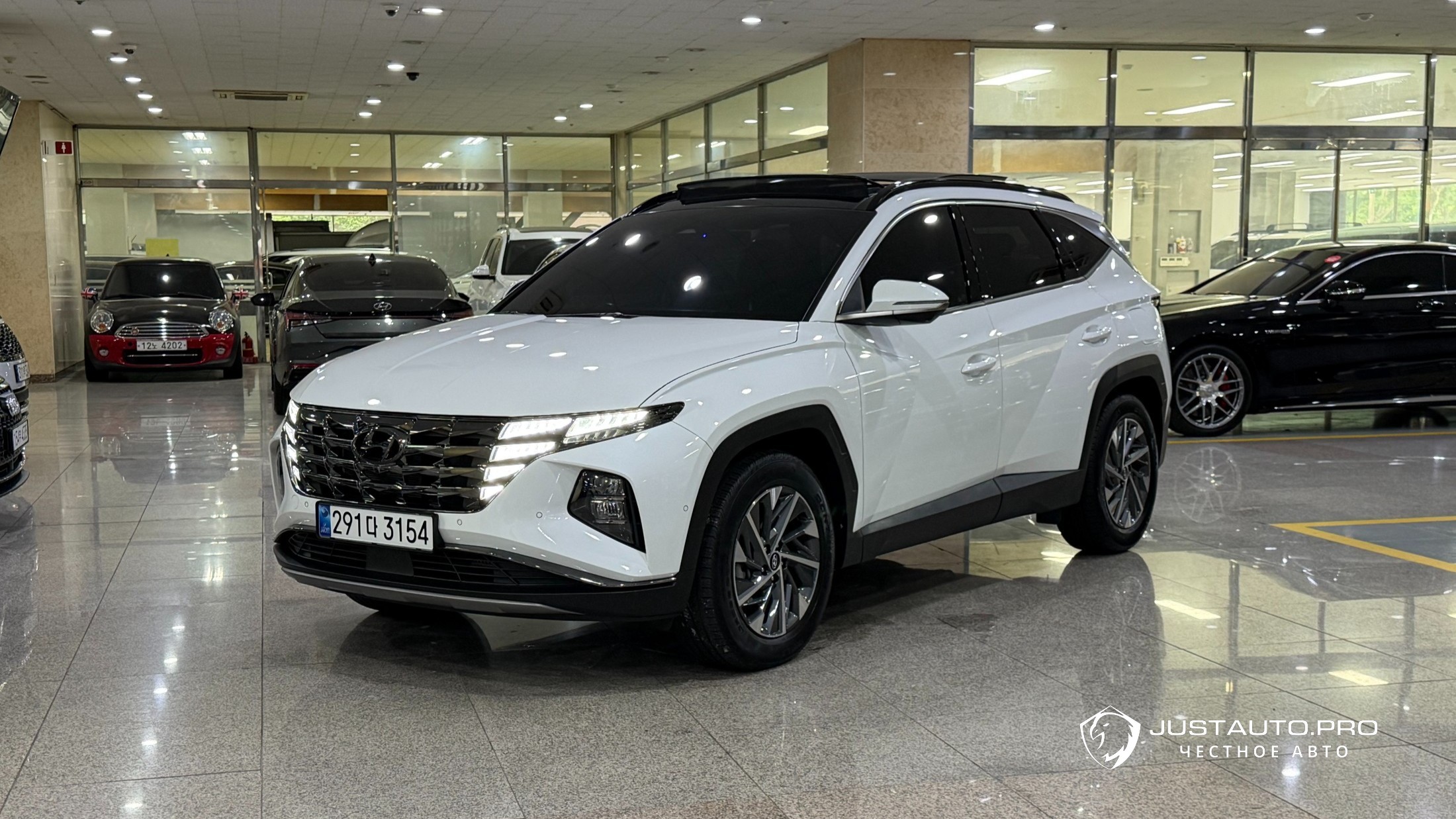 Автомобиль Hyundai Tucson