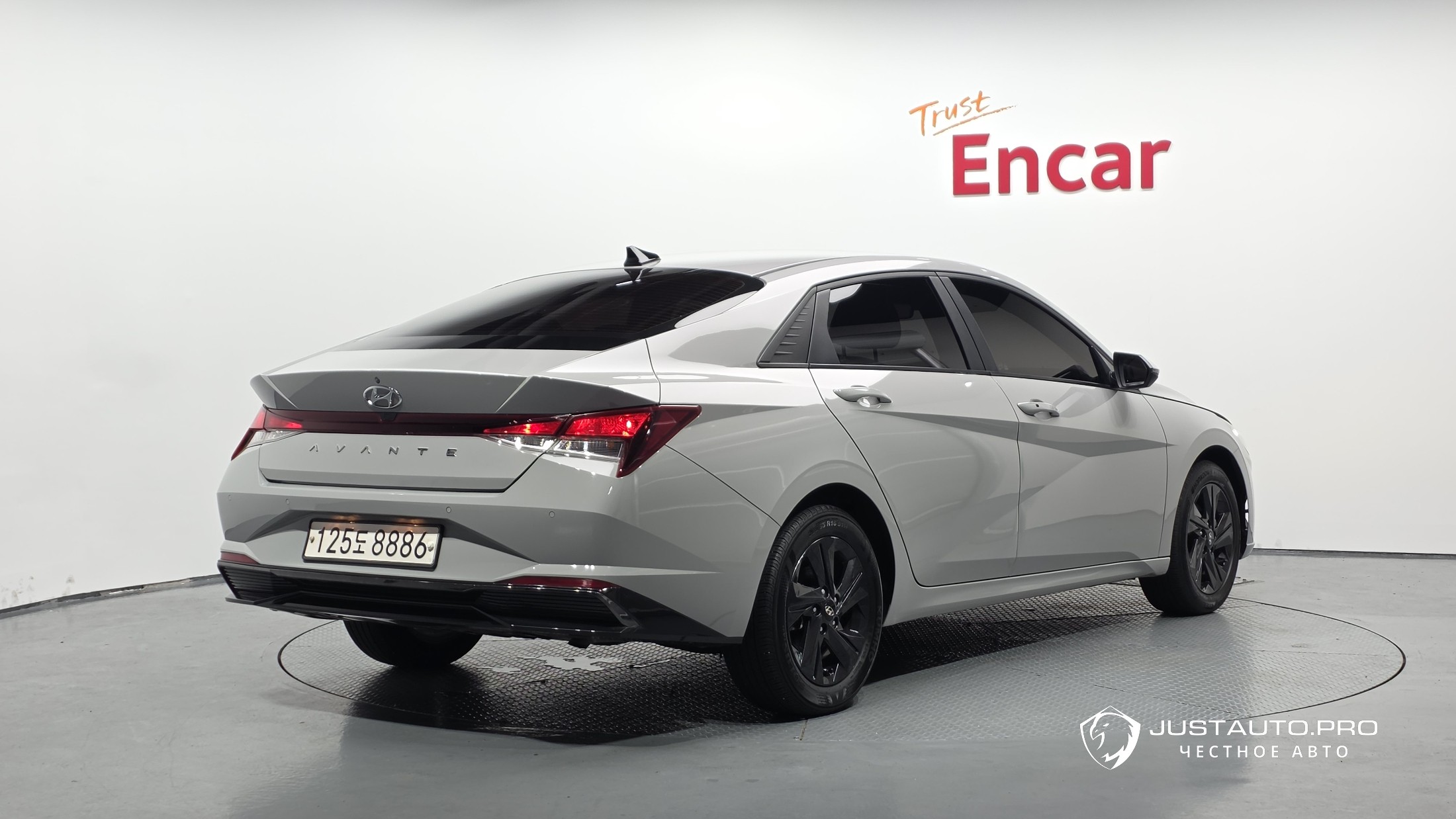 Автомобиль Hyundai AVANTE