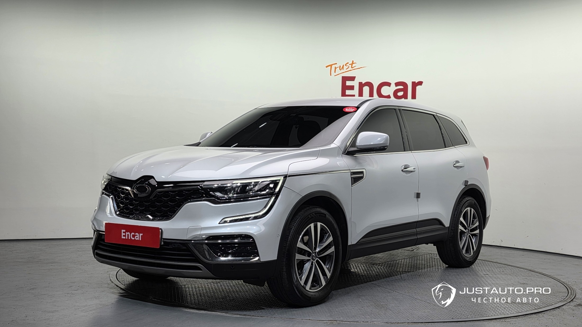 Автомобиль Renault-KoreaSamsung QM6