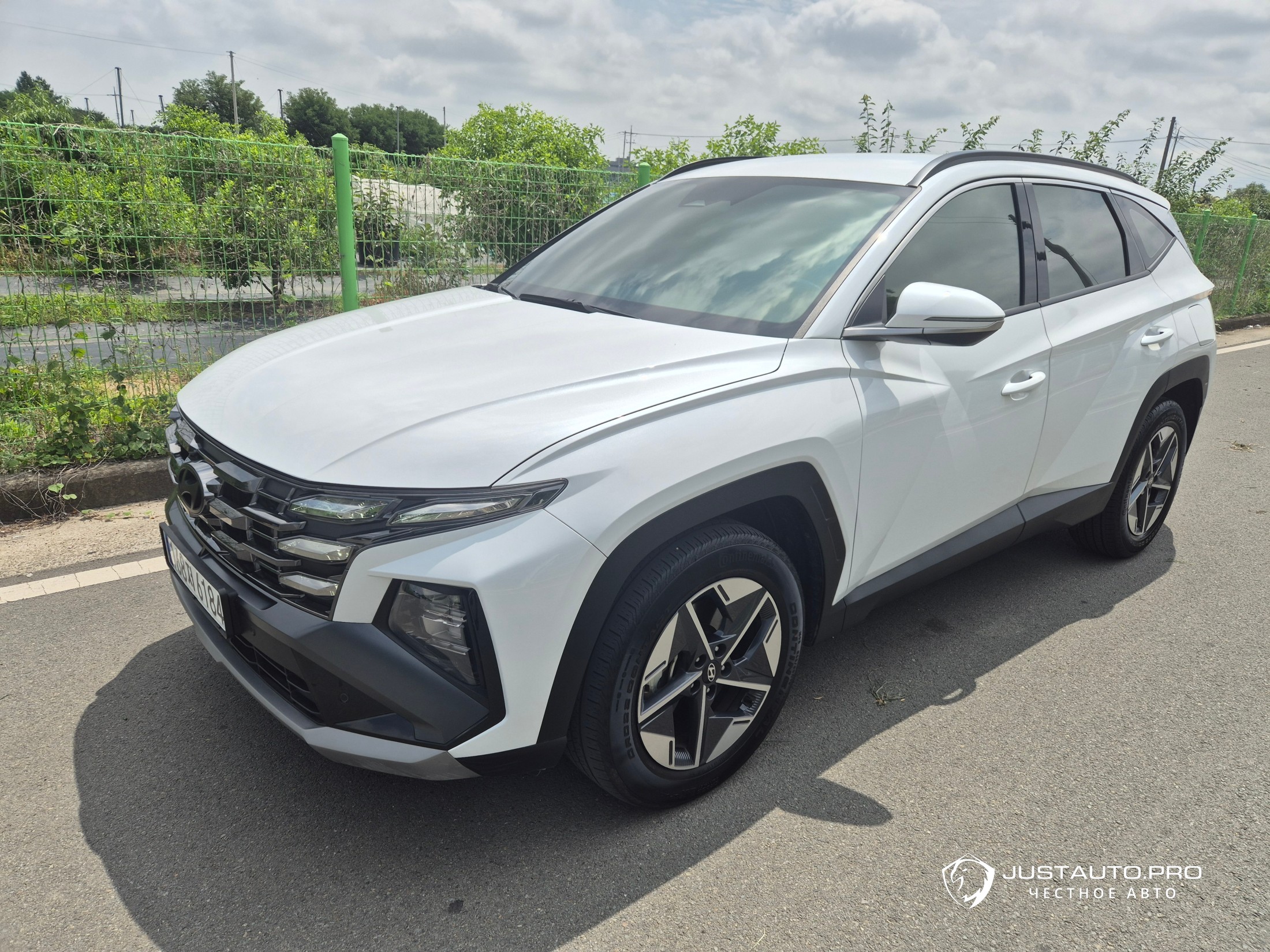 Автомобиль Hyundai Tucson