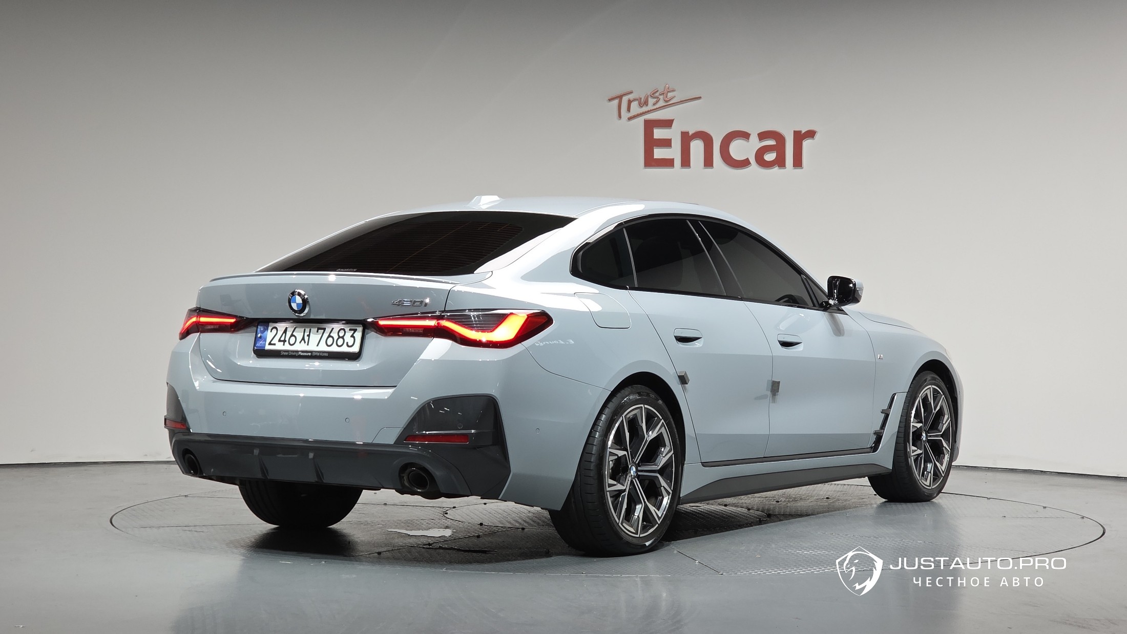 Автомобиль BMW 4-Series