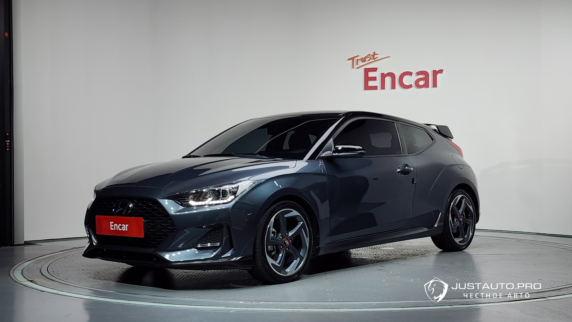 Автомобиль Hyundai Veloster