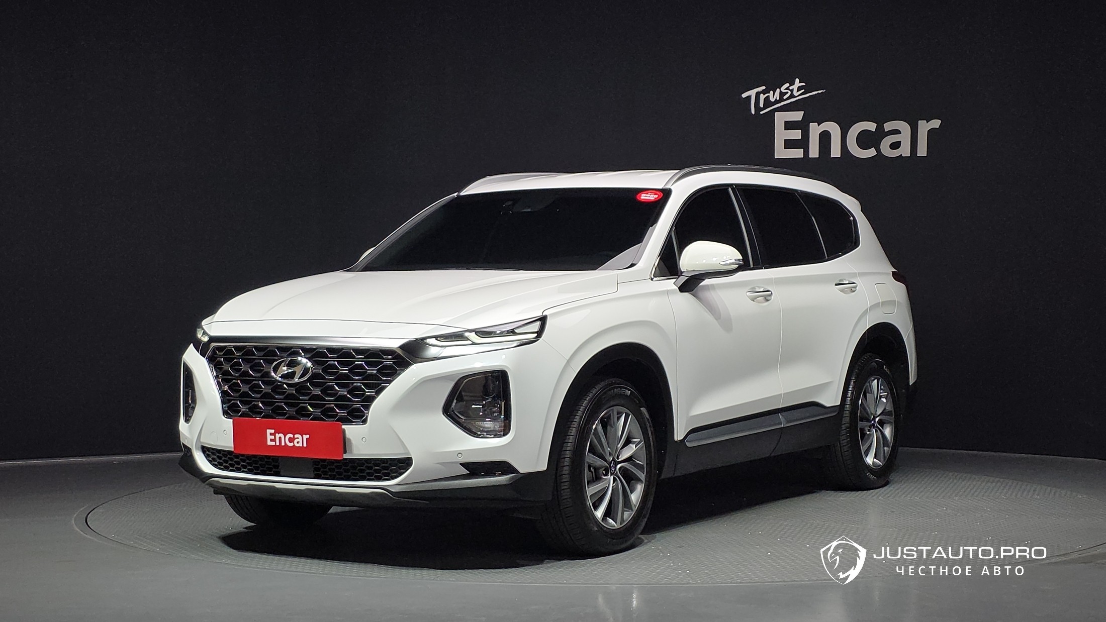 Автомобиль Hyundai Santafe