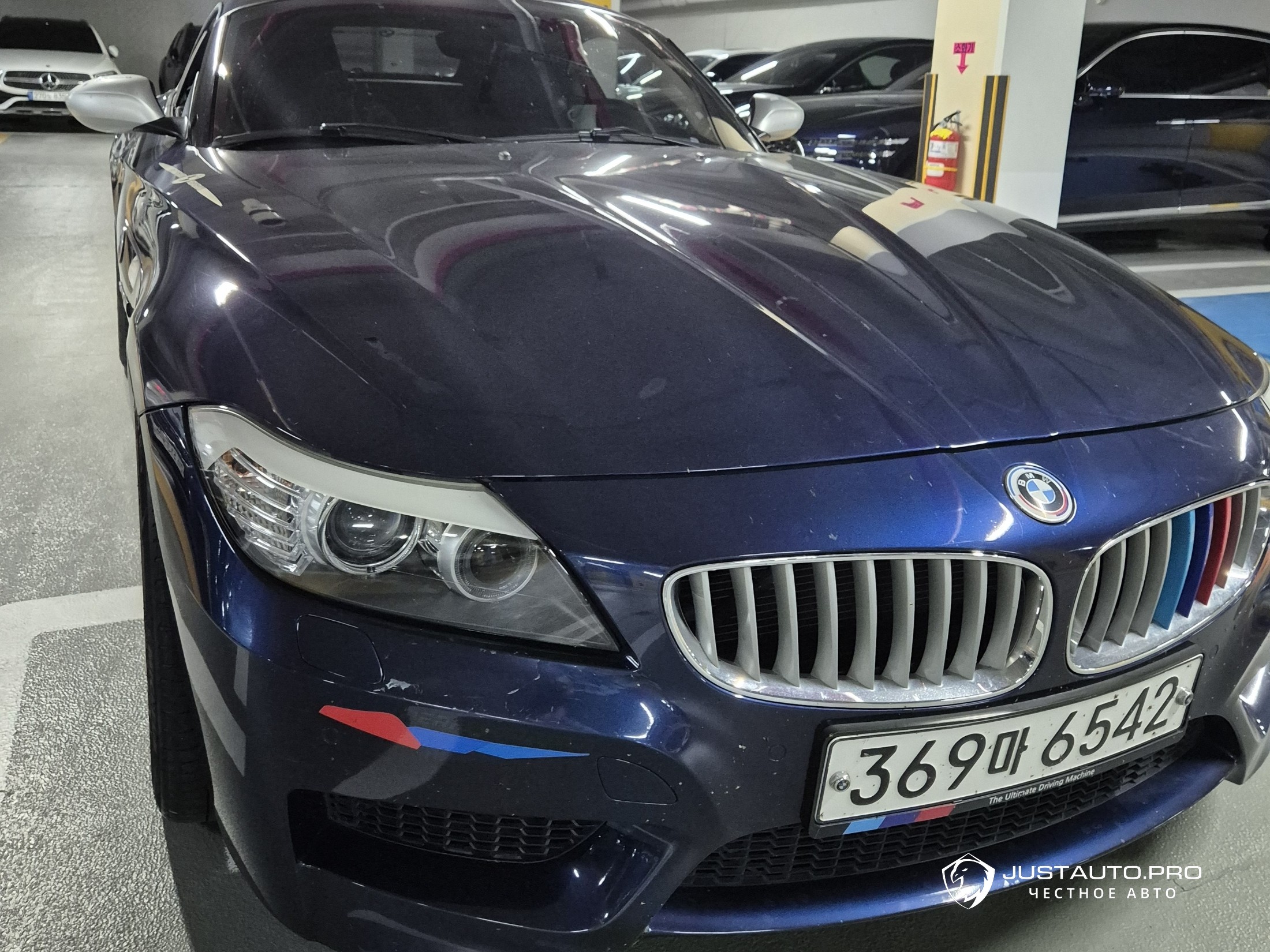 Автомобиль BMW Z4