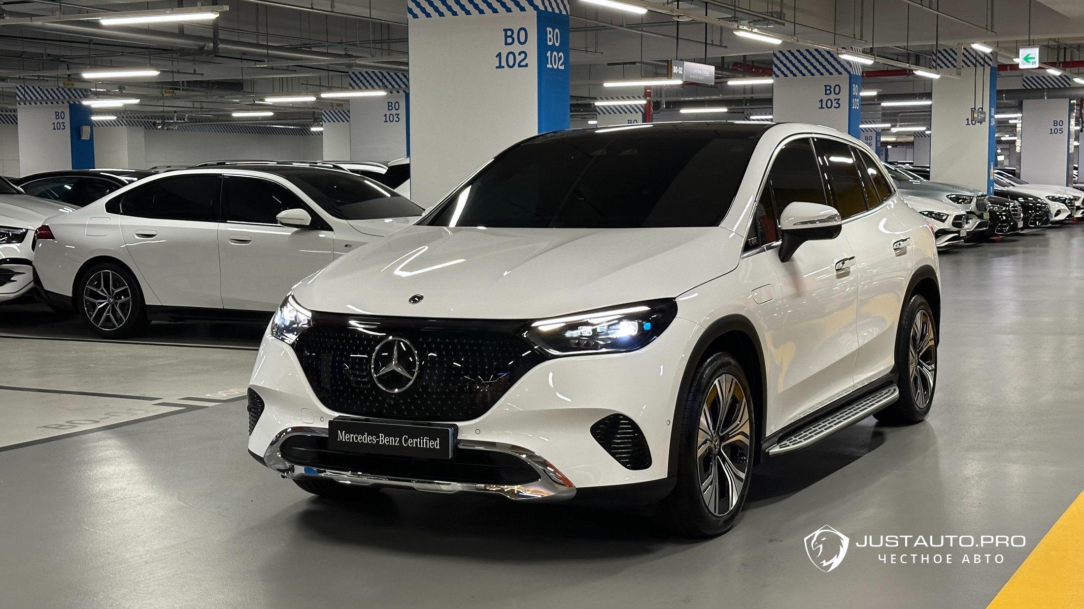 Автомобиль Mercedes-Benz EQE