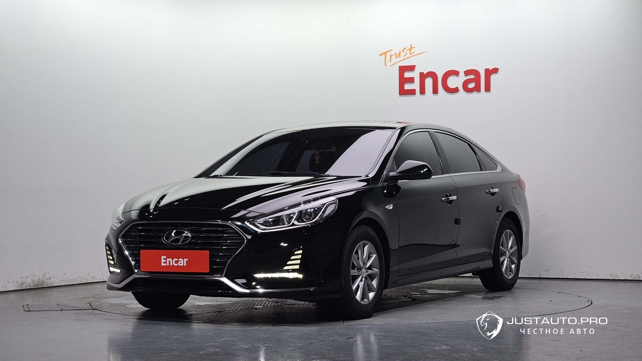 Автомобиль Hyundai Sonata