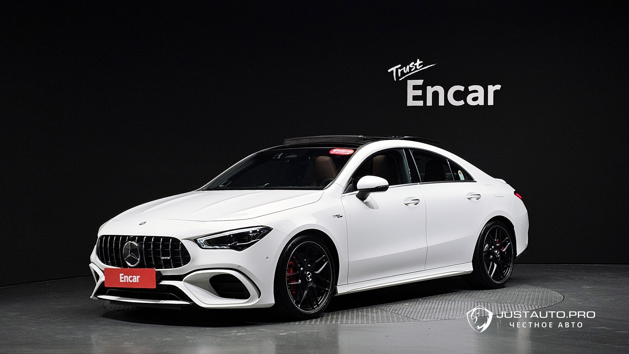 Автомобиль Mercedes-Benz CLA-Class