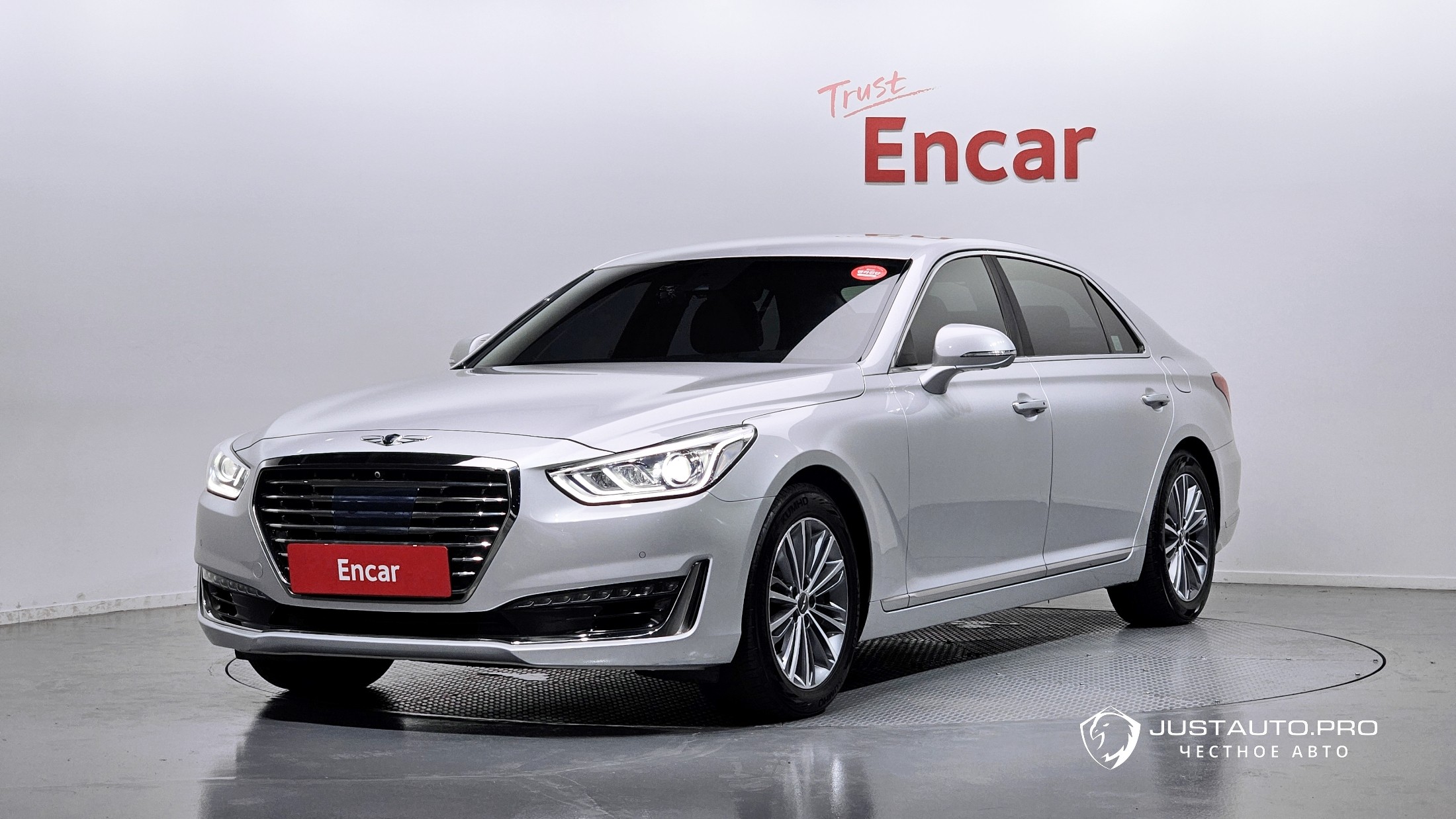 Автомобиль Genesis EQ900