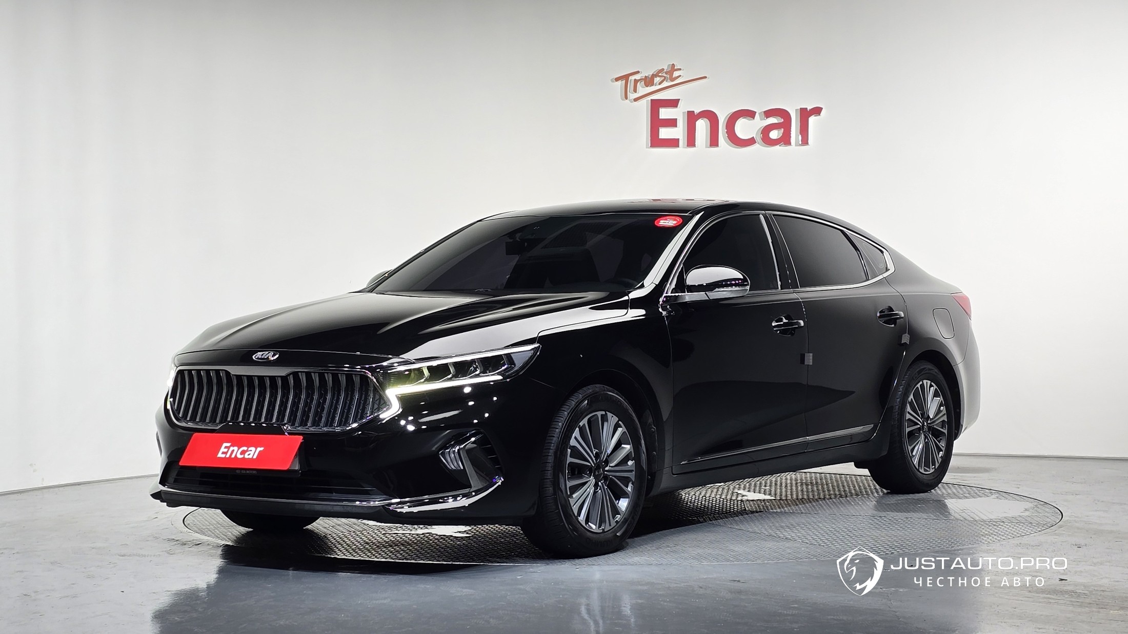 Автомобиль Kia K7