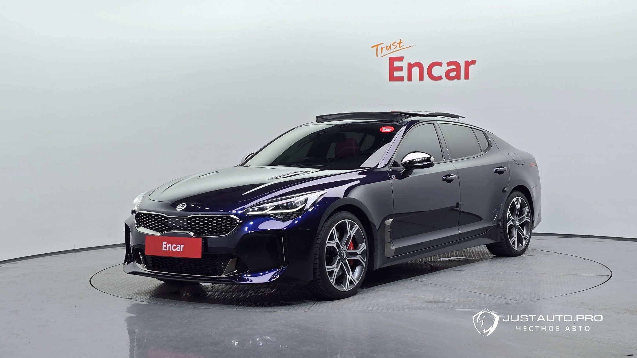 Автомобиль Kia Stinger