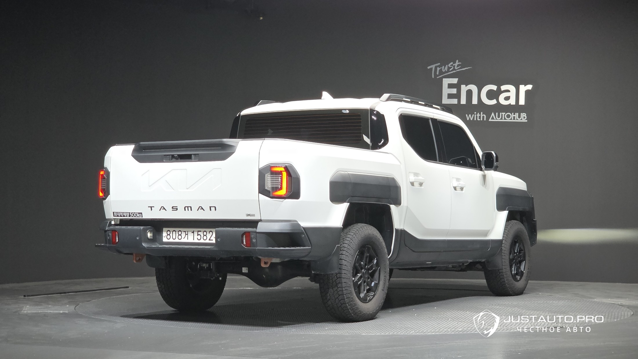 Автомобиль Kia Tasman