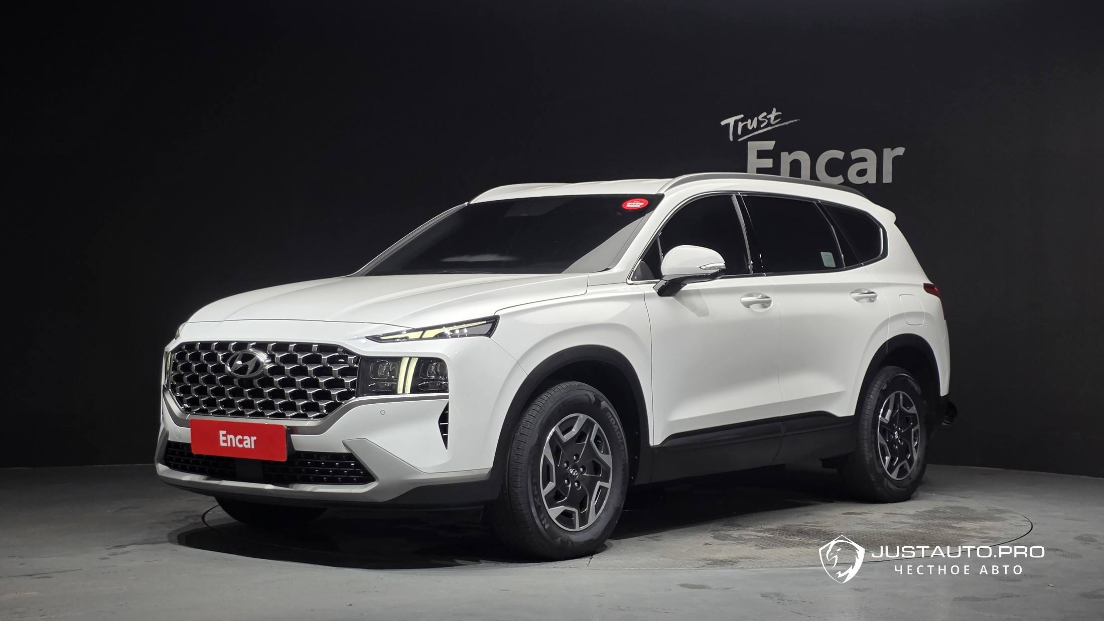 Автомобиль Hyundai Santafe