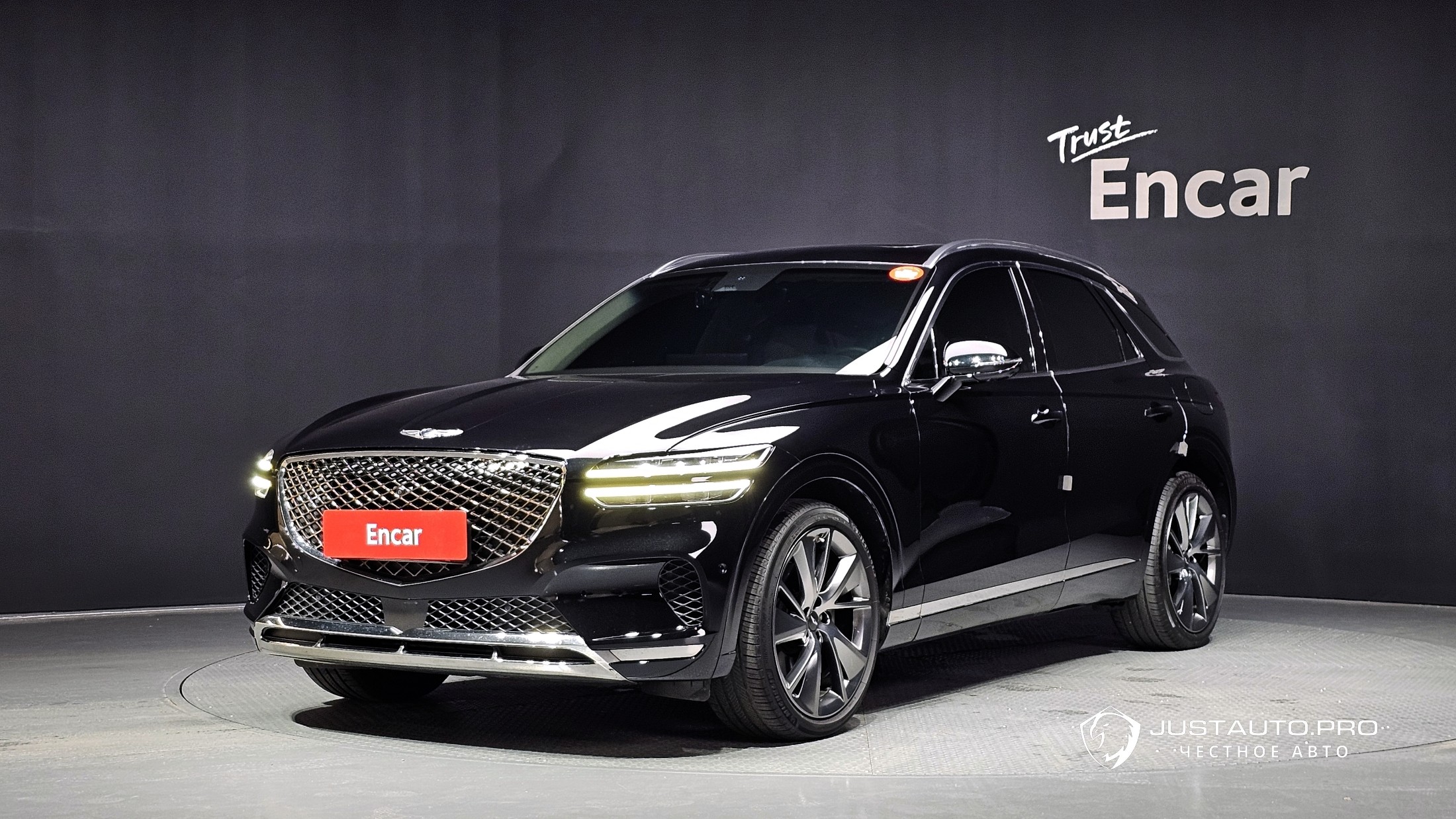 Автомобиль Genesis GV70