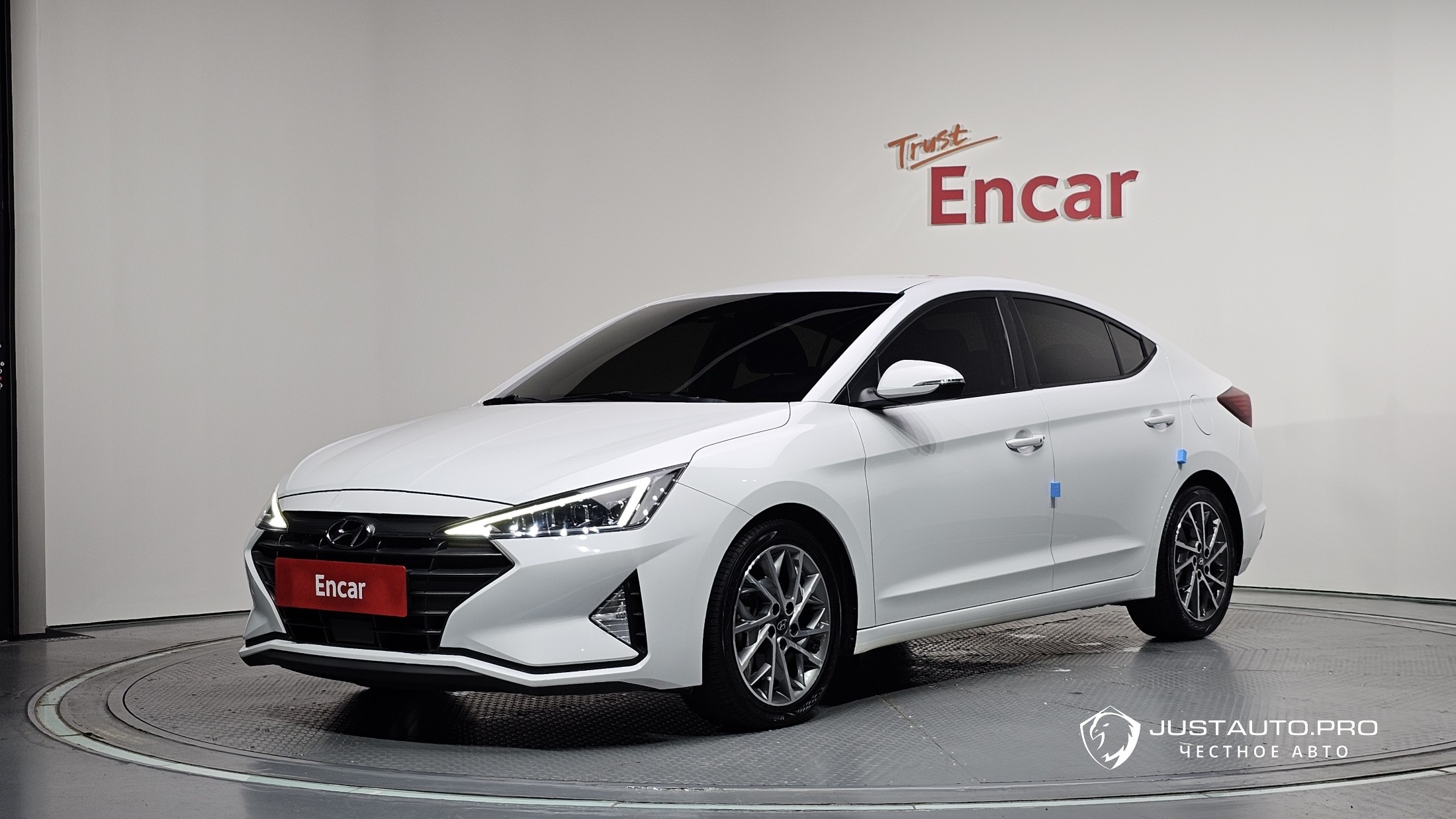 Автомобиль Hyundai AVANTE