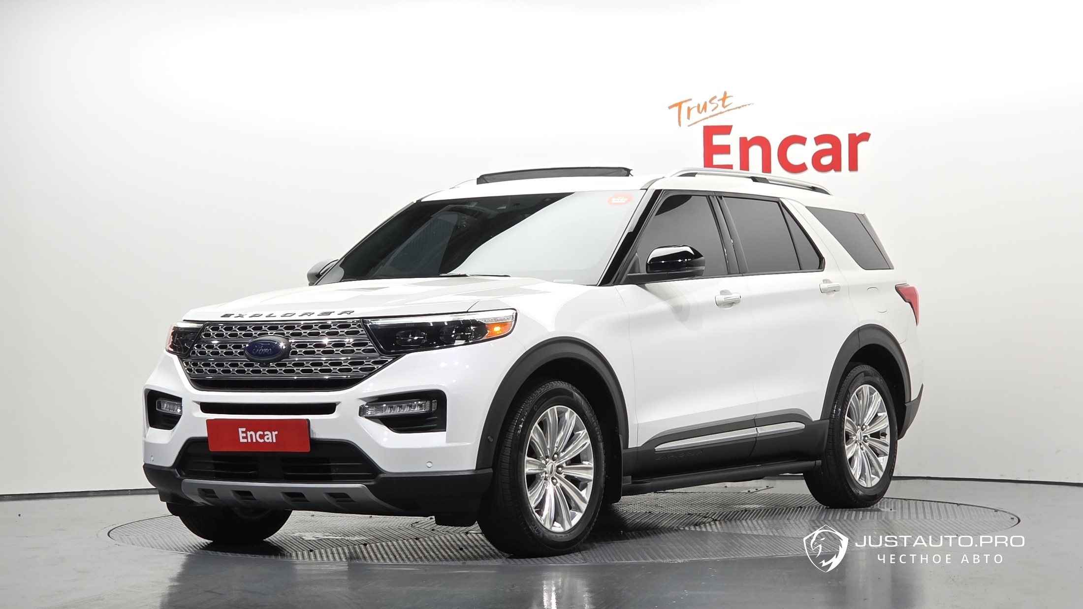 Автомобиль Ford Explorer