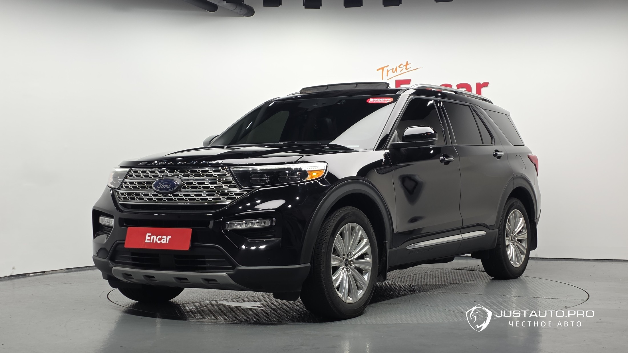 Автомобиль Ford Explorer