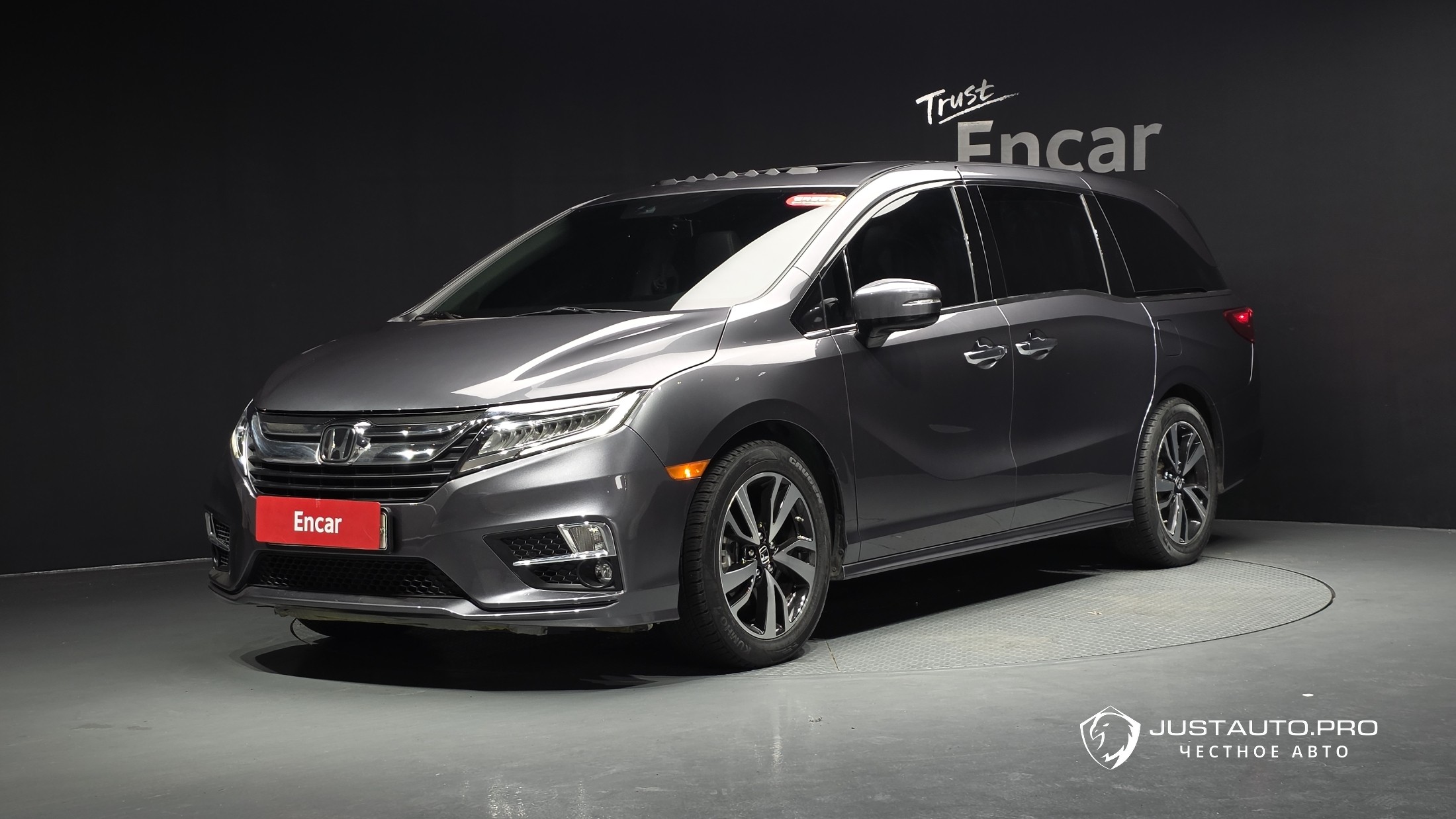 Автомобиль Honda Odyssey