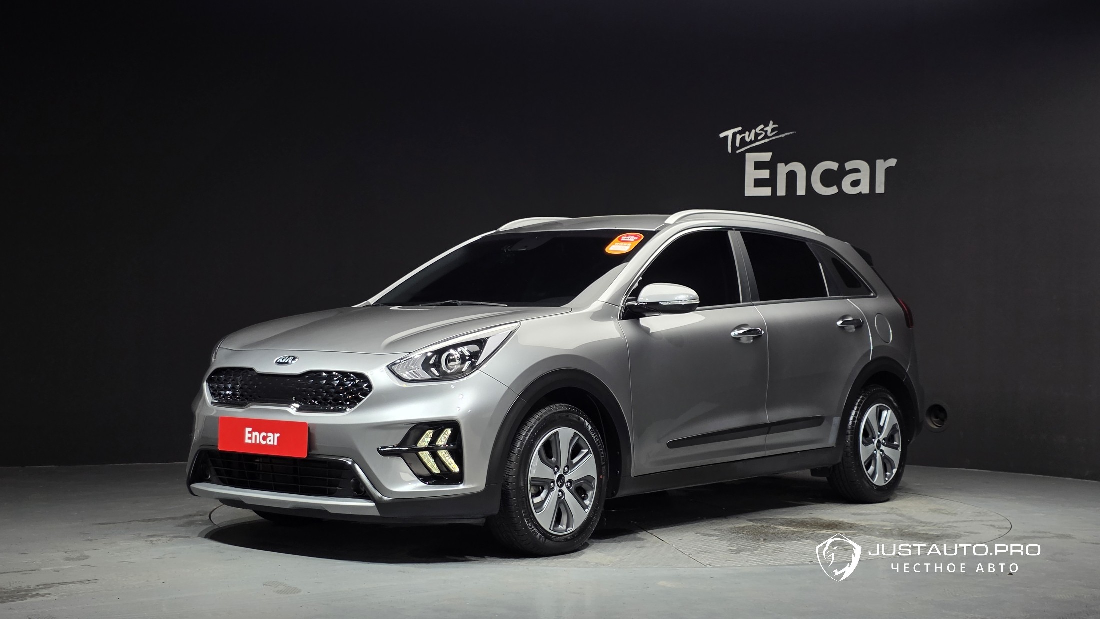 Автомобиль Kia Niro