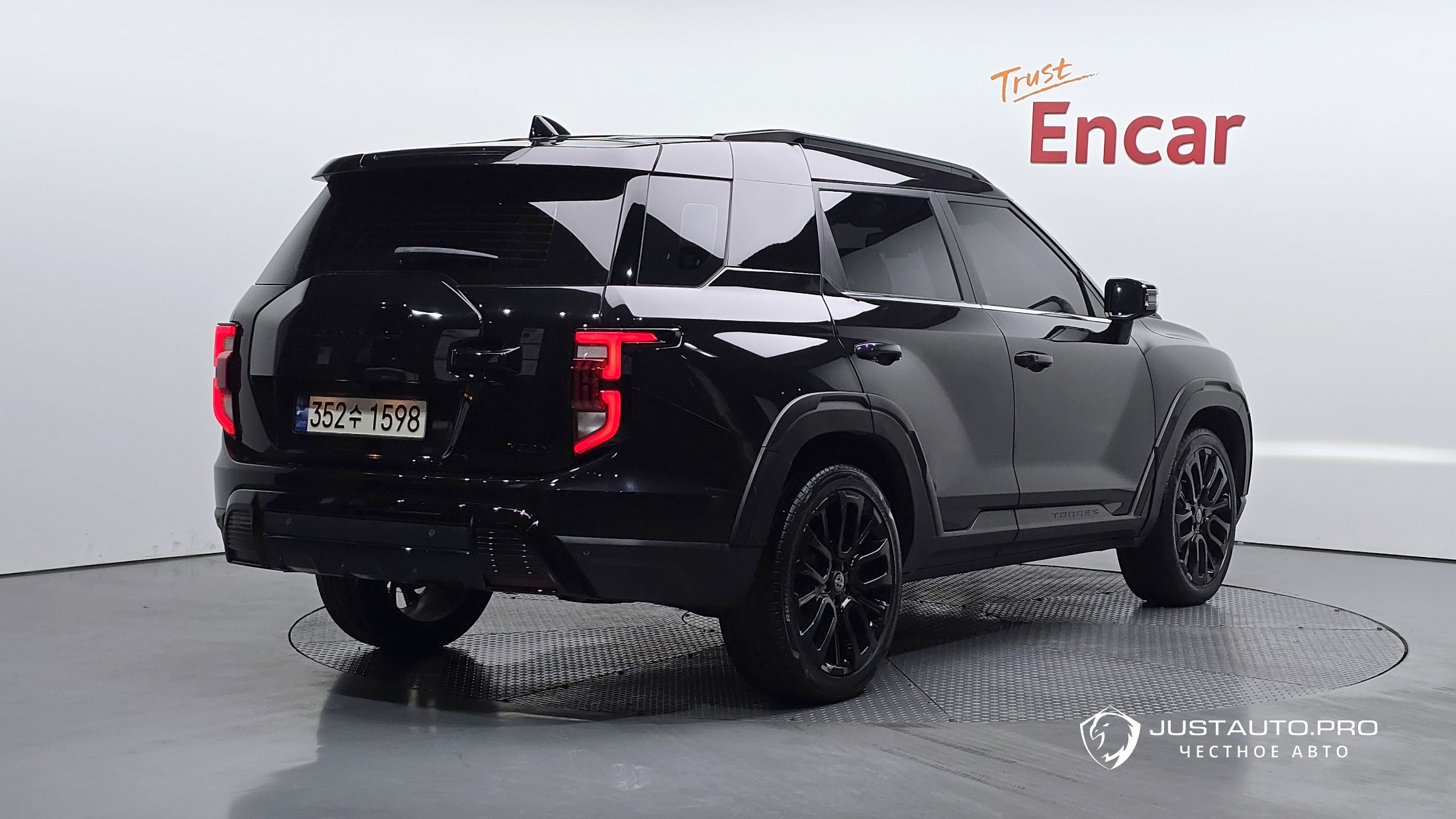 Автомобиль KG_Mobility_Ssangyong Torres