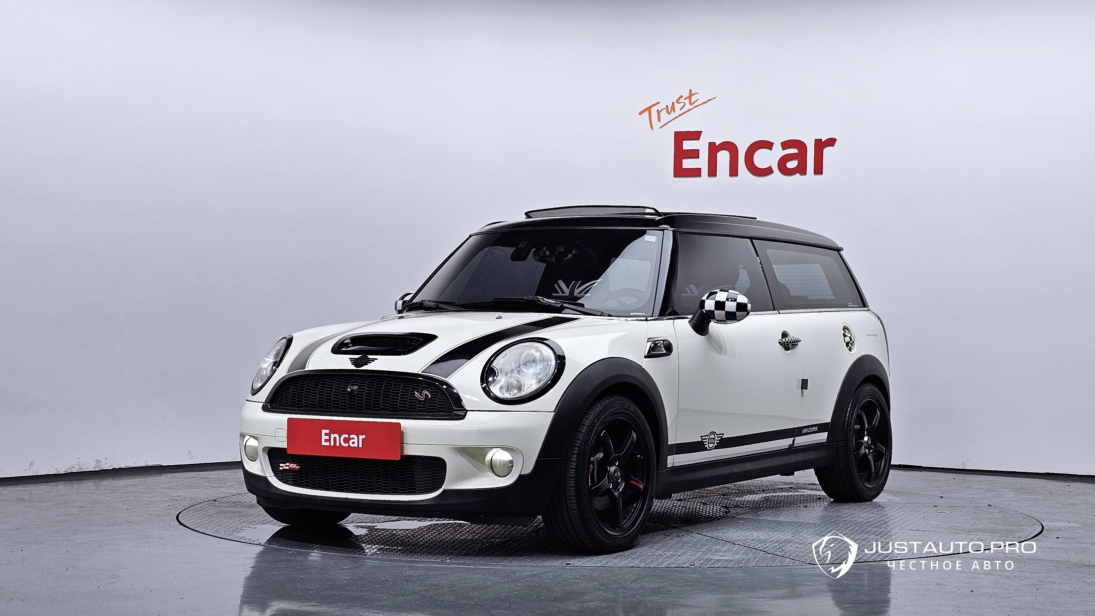 Автомобиль Mini Clubman