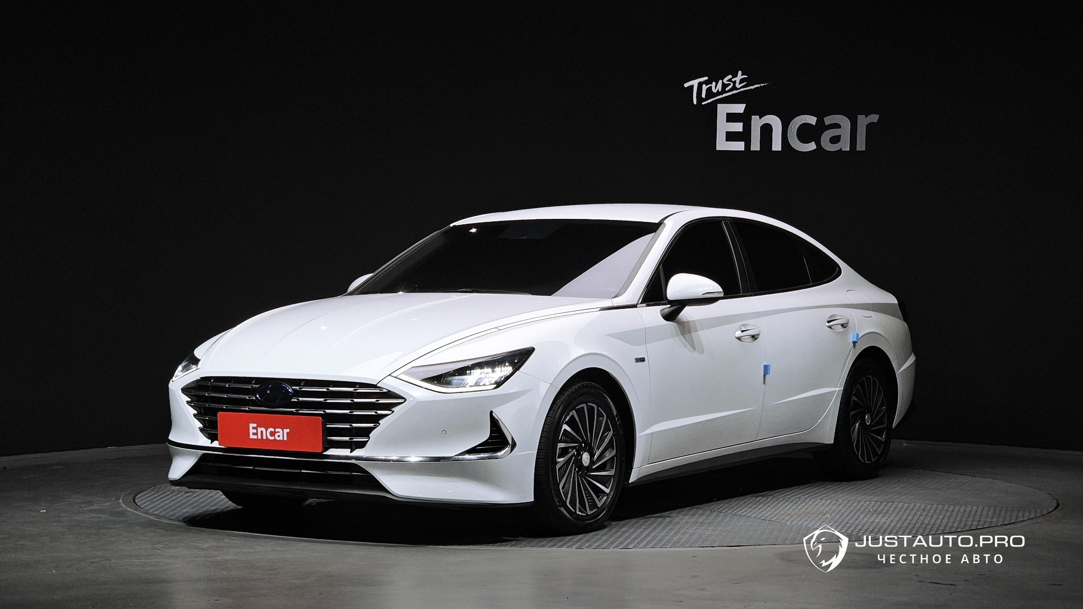 Автомобиль Hyundai Sonata