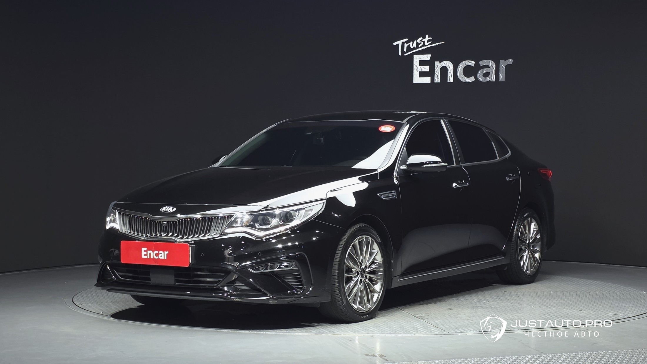 Автомобиль Kia K5