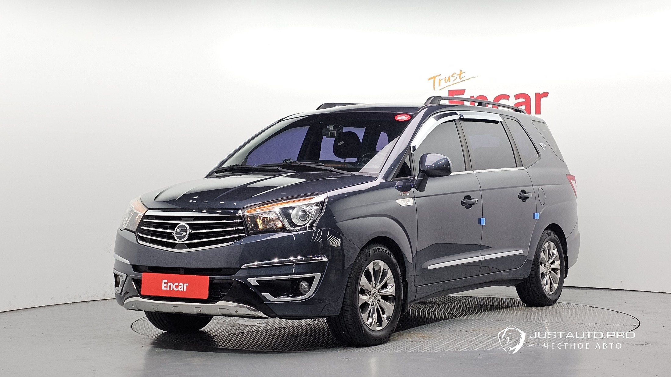 Автомобиль KG_Mobility_Ssangyong KORANDO