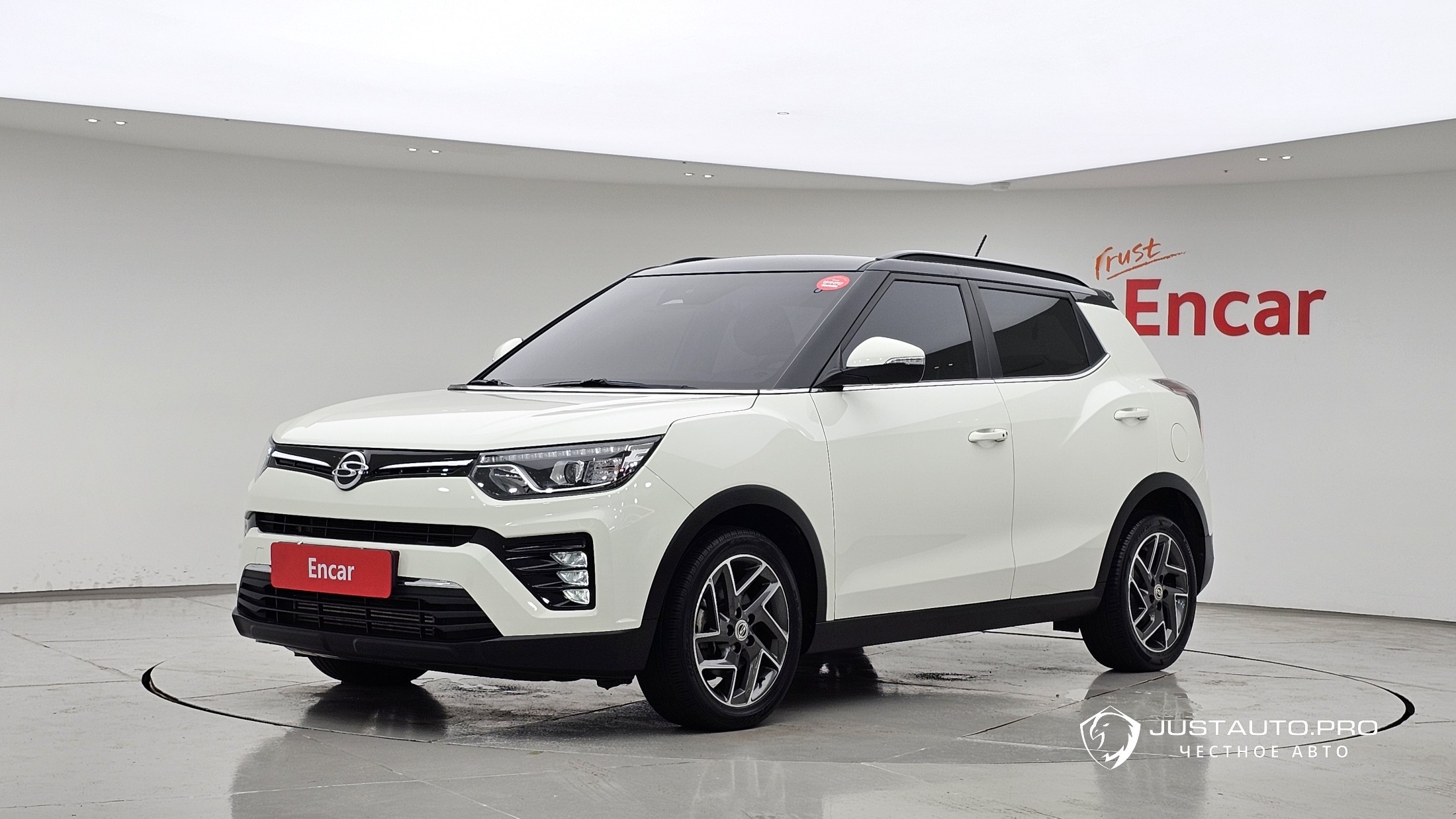 Автомобиль KG_Mobility_Ssangyong TIBOLI