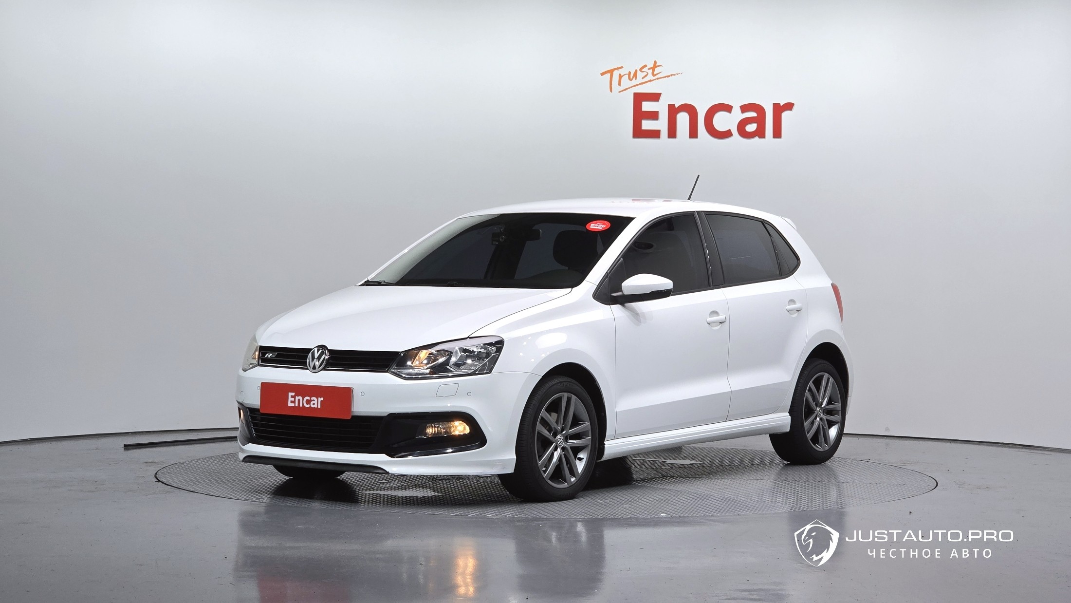 Автомобиль Volkswagen Polo