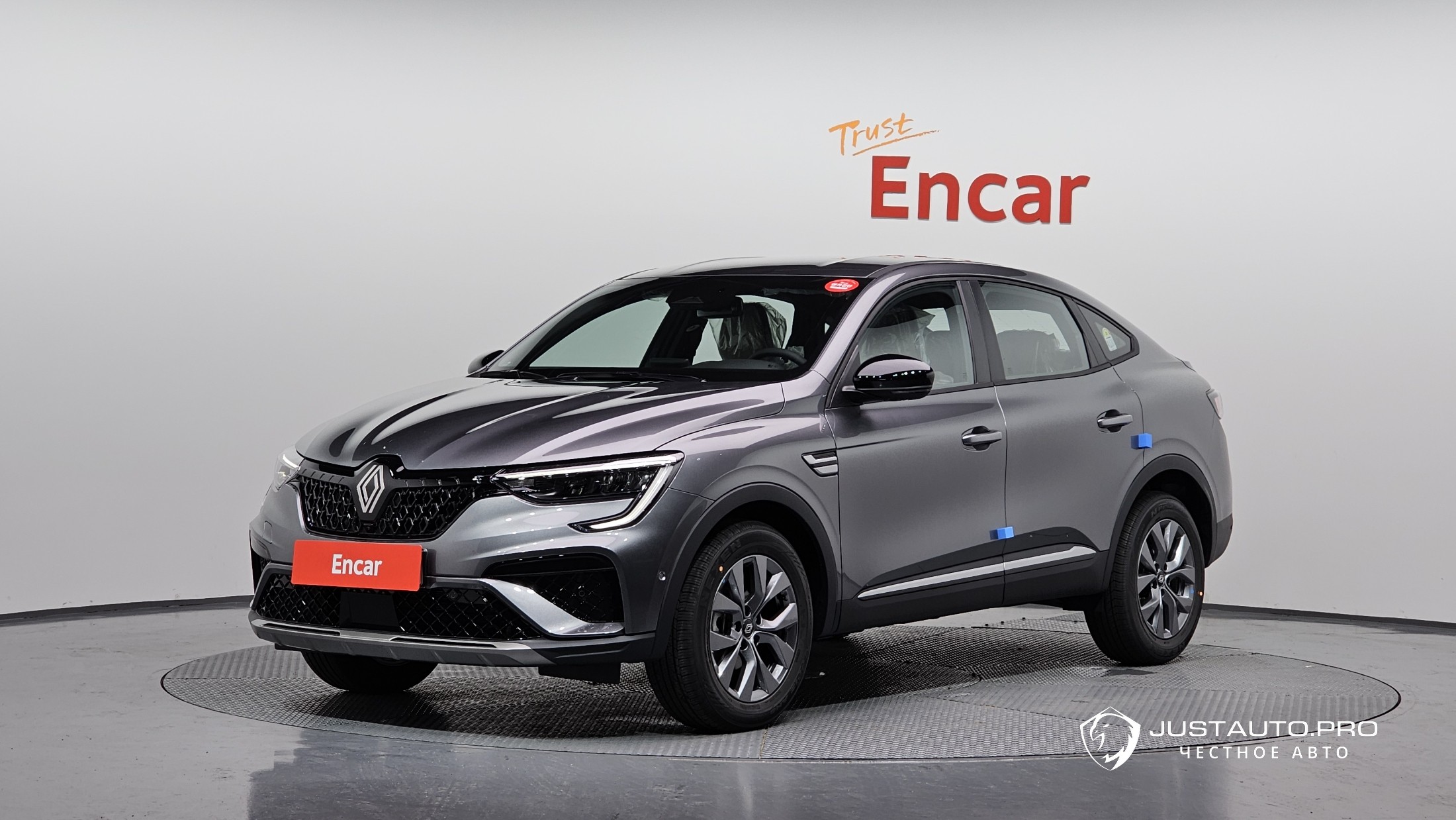 Автомобиль Renault-KoreaSamsung Arkana