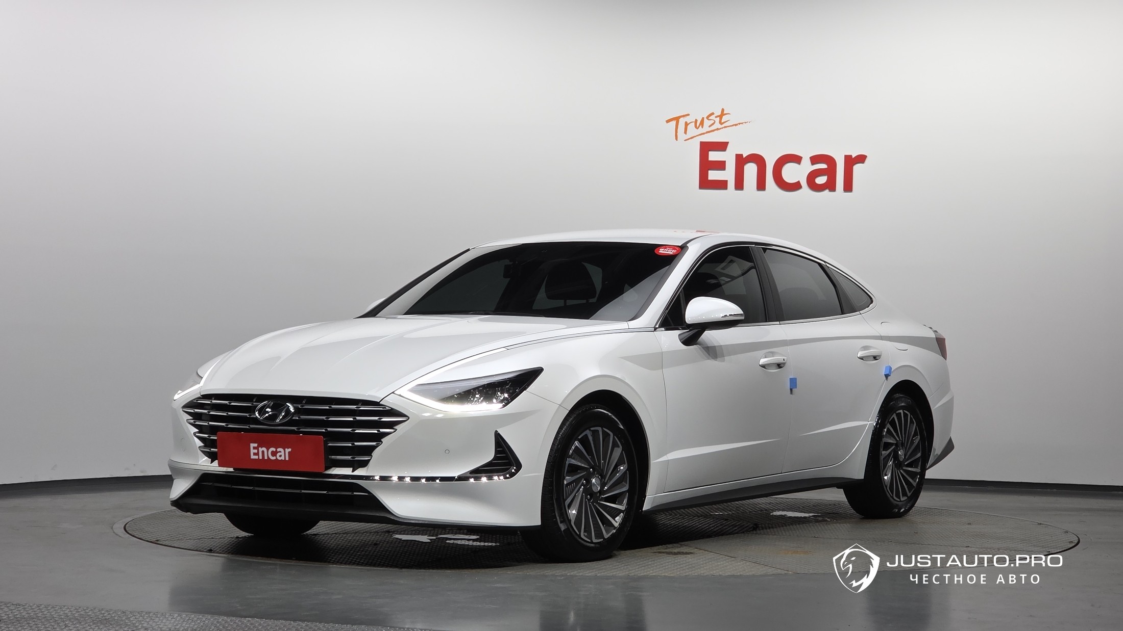 Автомобиль Hyundai Sonata