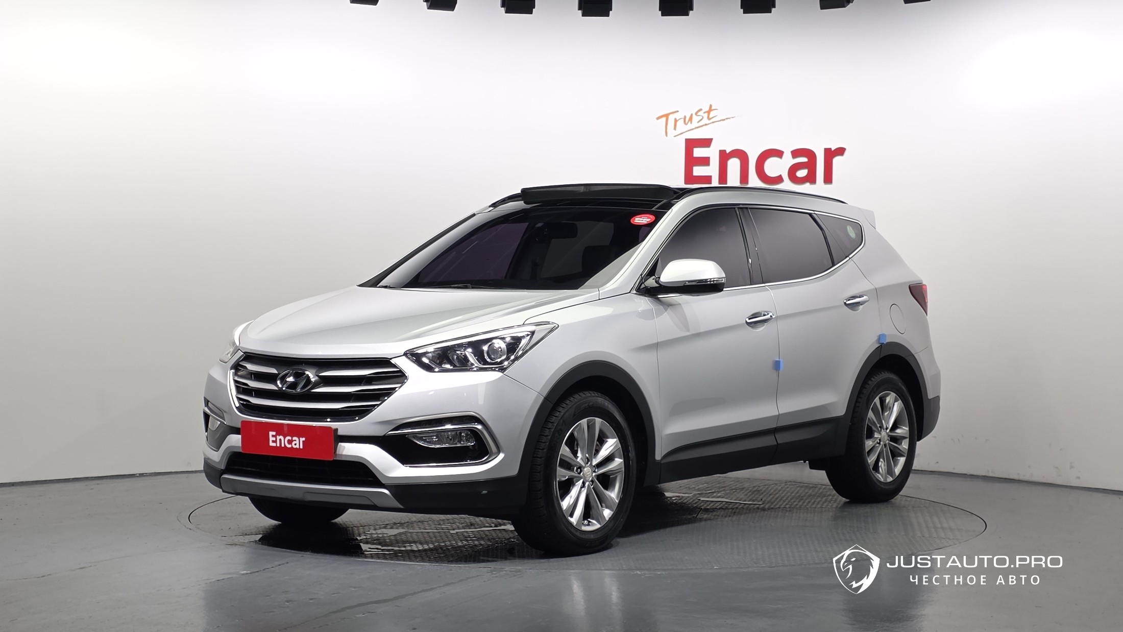 Автомобиль Hyundai Santafe